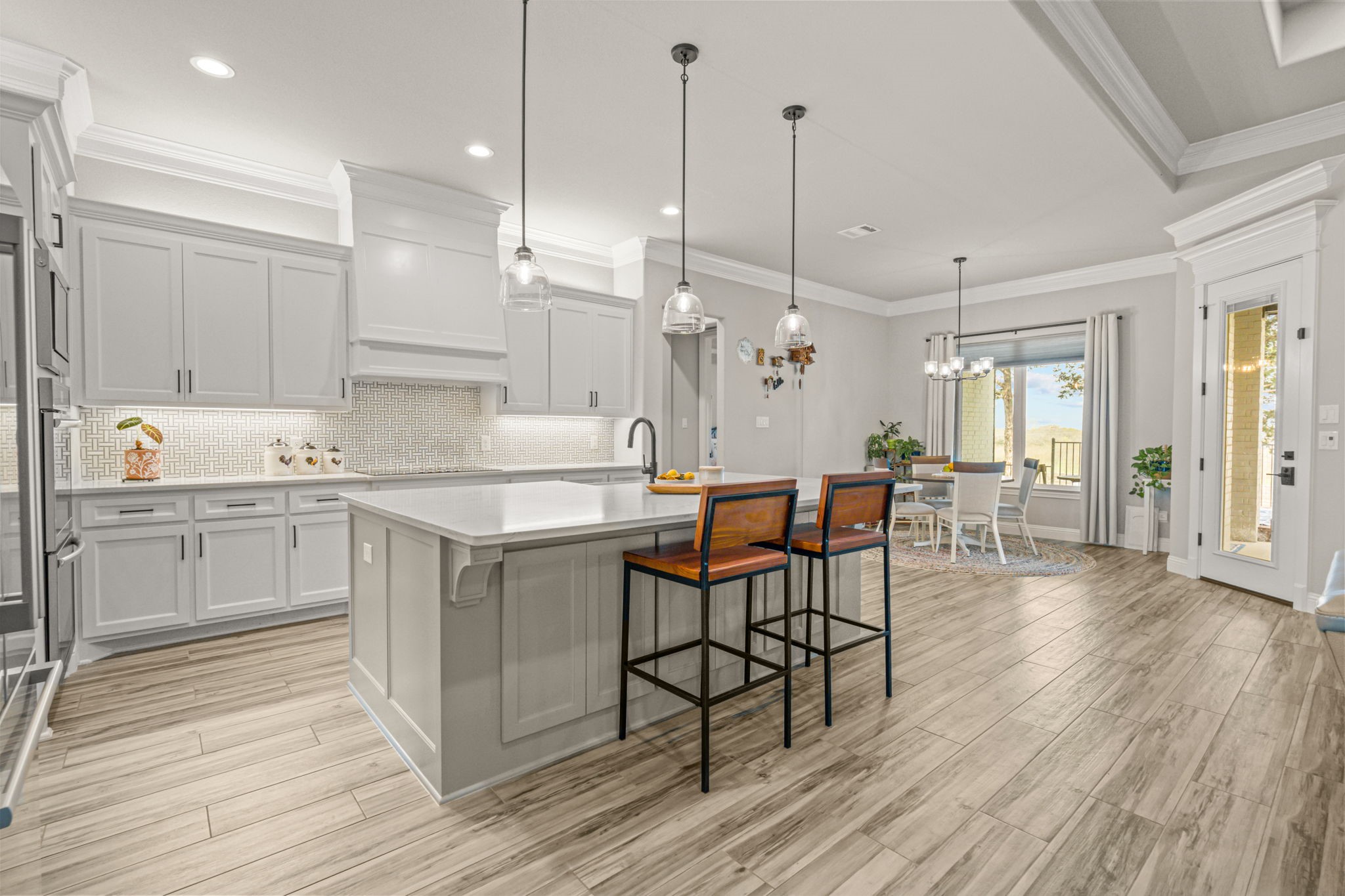 1004 Meadow Wood Terrace Azle TX 76020