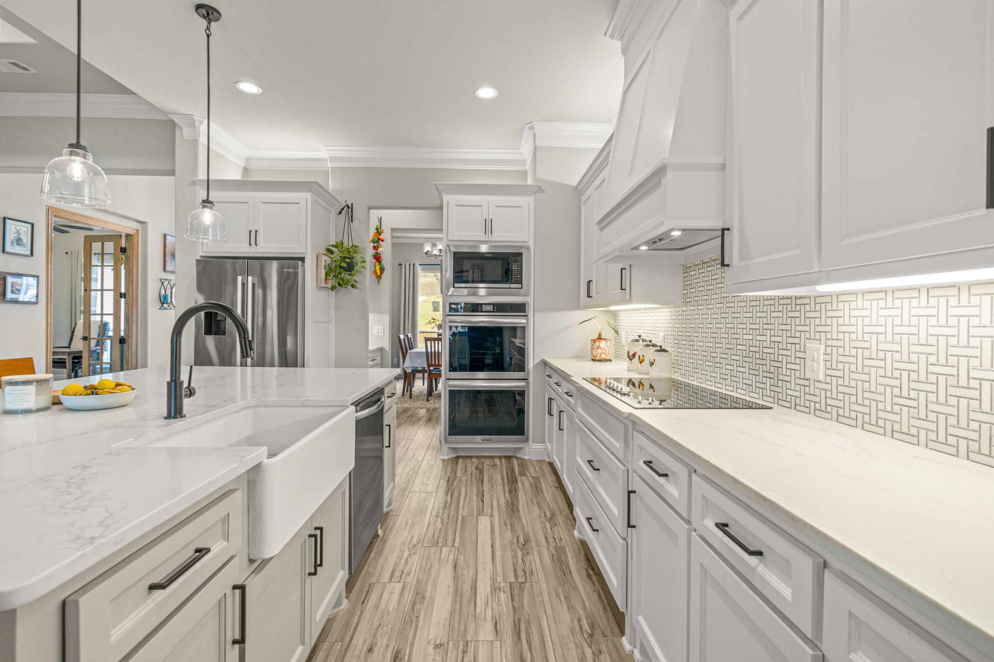 1004 Meadow Wood Terrace Azle TX 76020