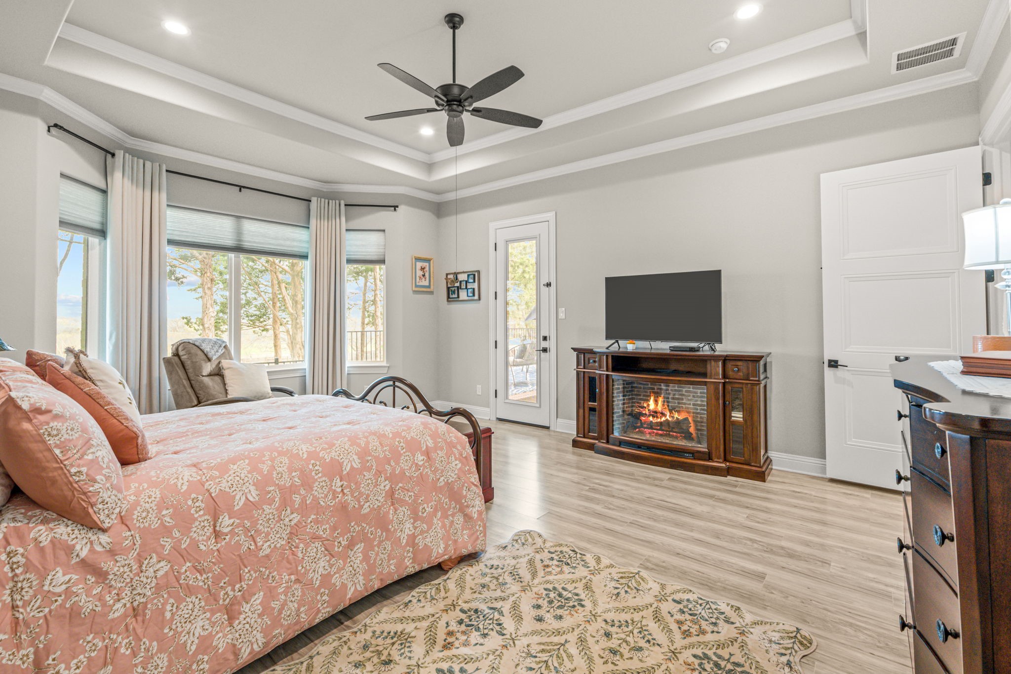 1004 Meadow Wood Terrace Azle TX 76020