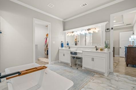 1004 Meadow Wood Terrace Azle TX 76020