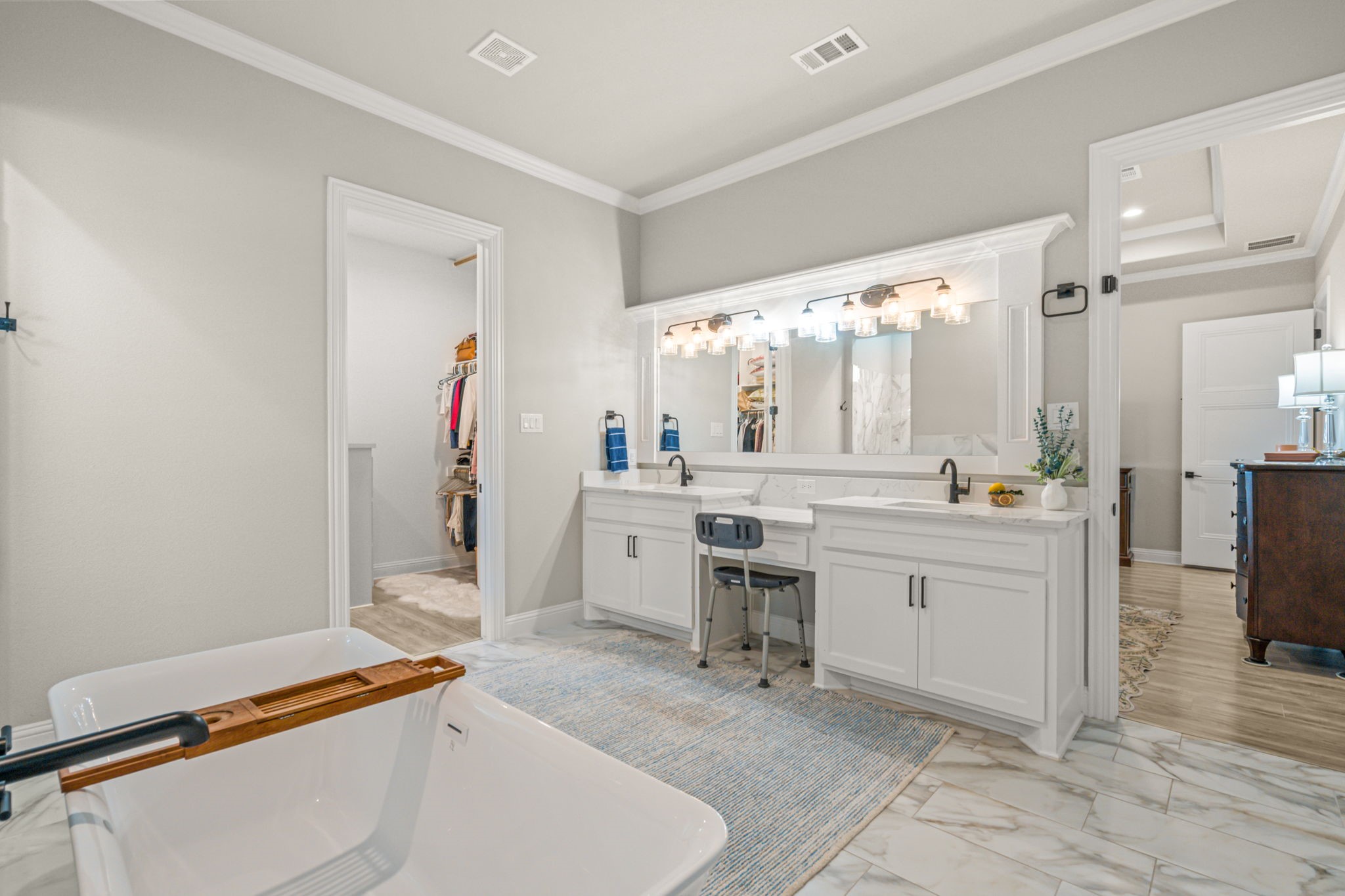 1004 Meadow Wood Terrace Azle TX 76020