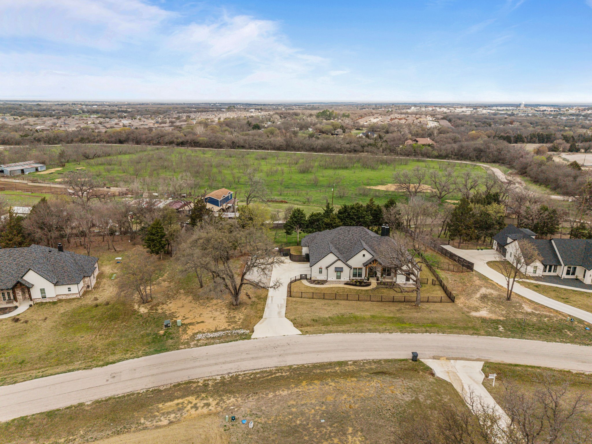 1004 Meadow Wood Terrace Azle TX 76020