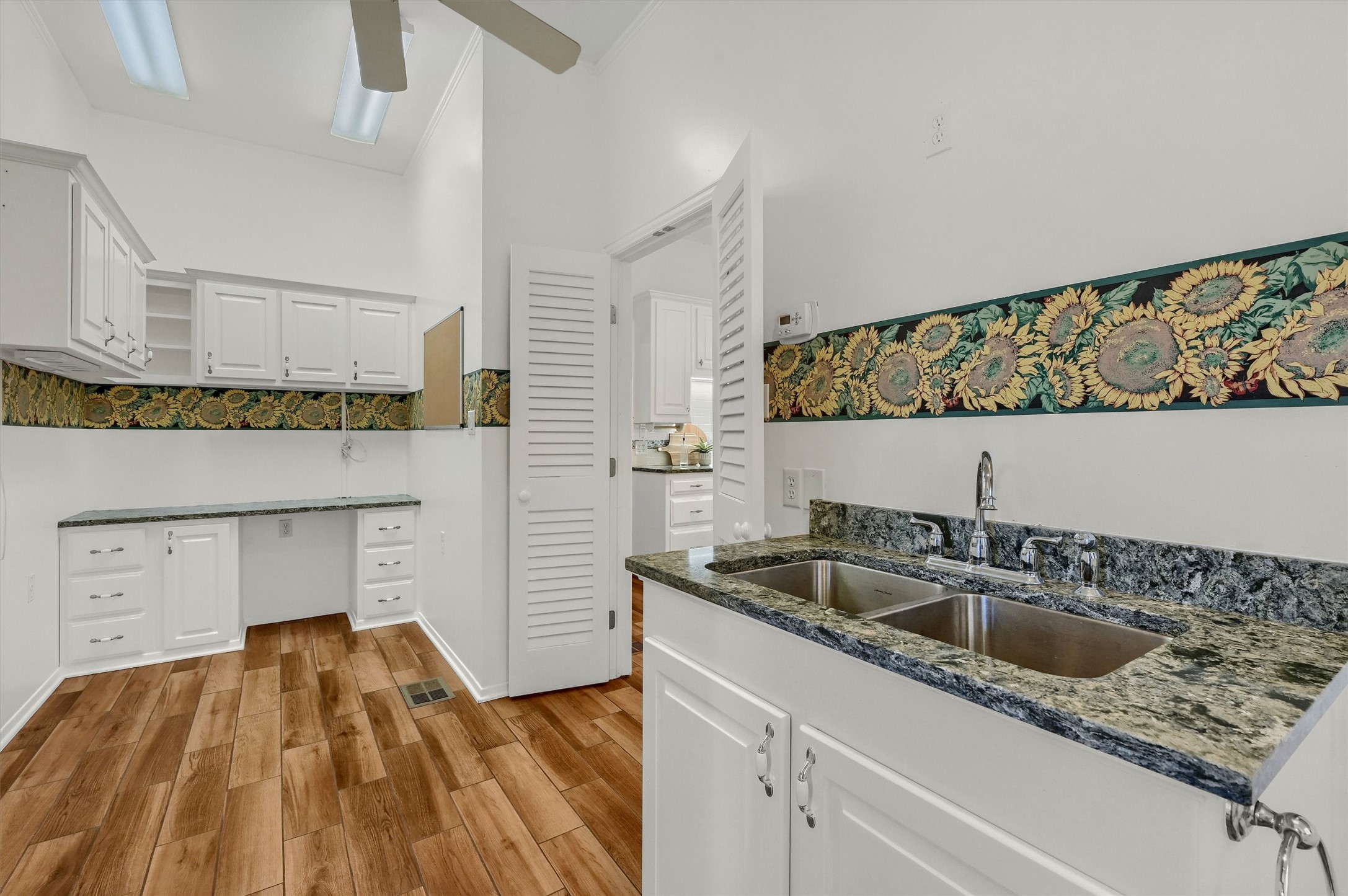 102 Santee Drive Lake Kiowa TX 76240
