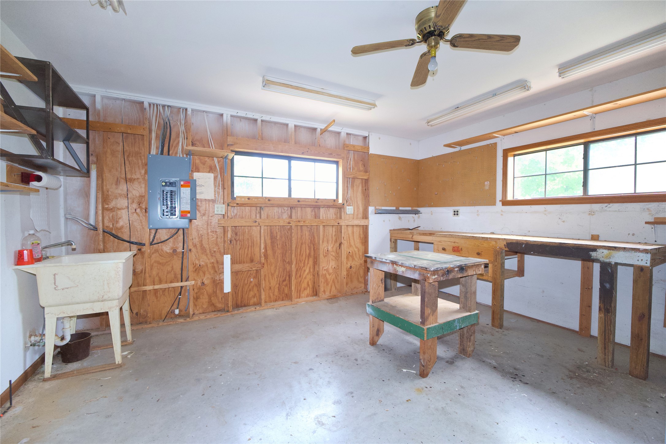 1196 County Road 260 Gainesville TX 76240