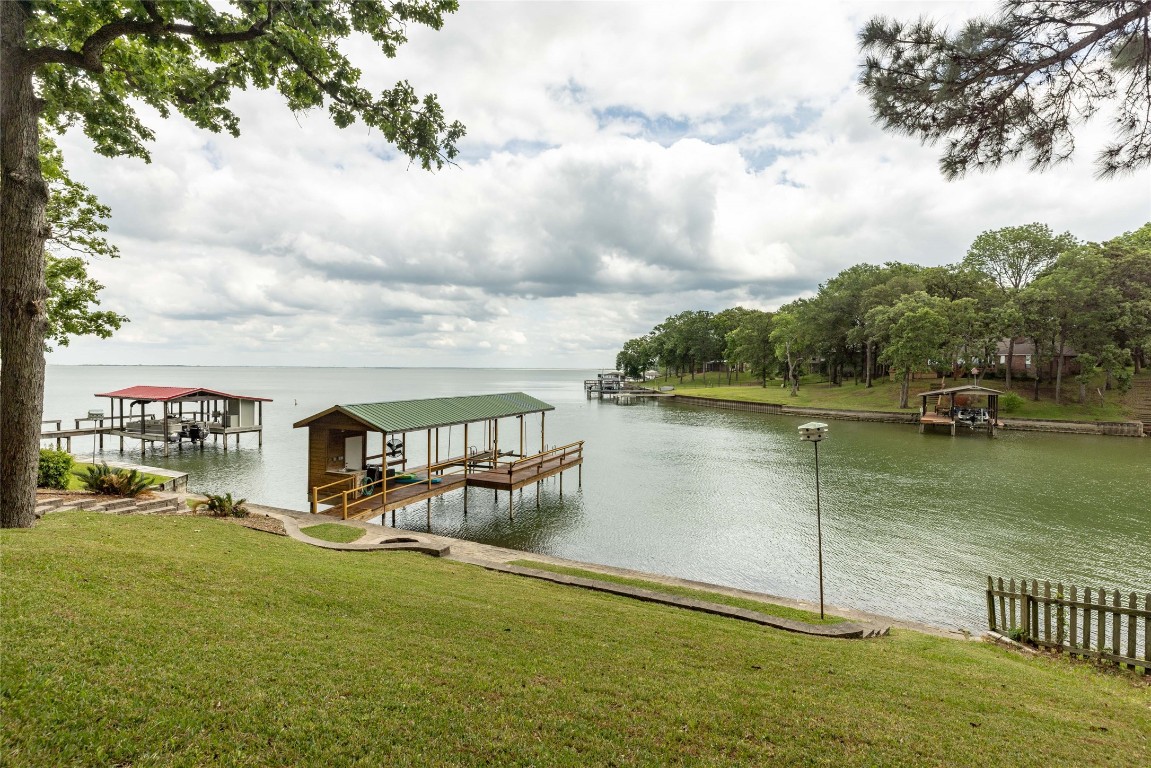 215 Southside Drive Streetman TX 75859