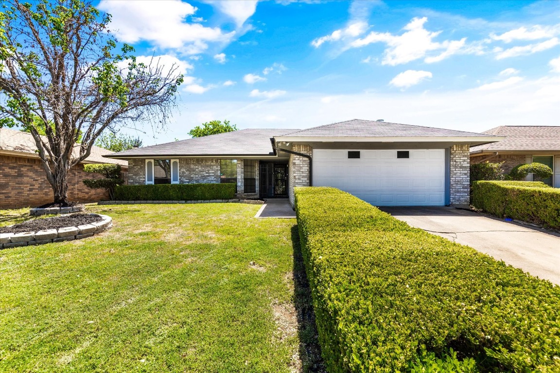 2721 S Meadow Drive Fort Worth TX 76133