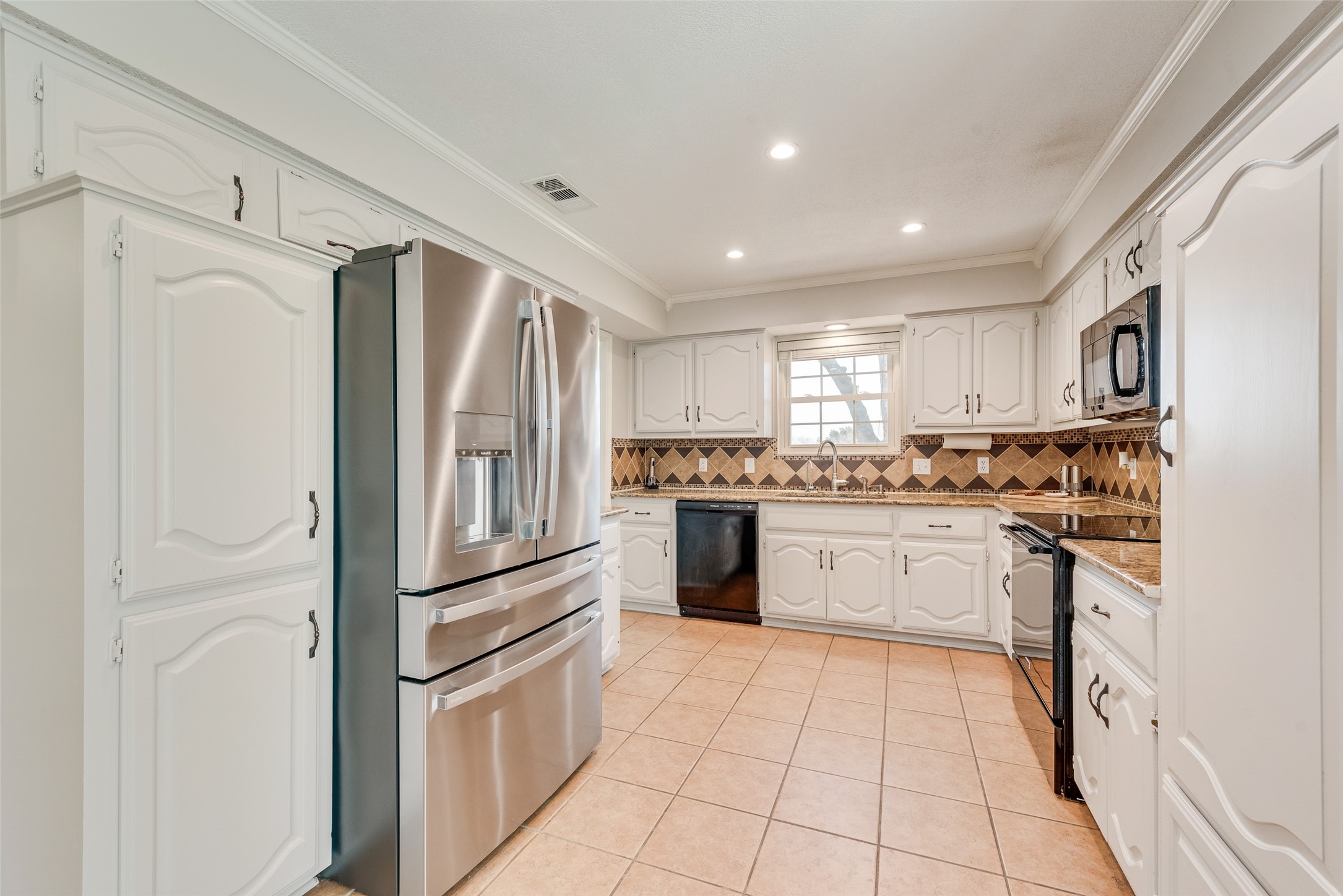 5411 Peach Tree Lane Sachse TX 75048