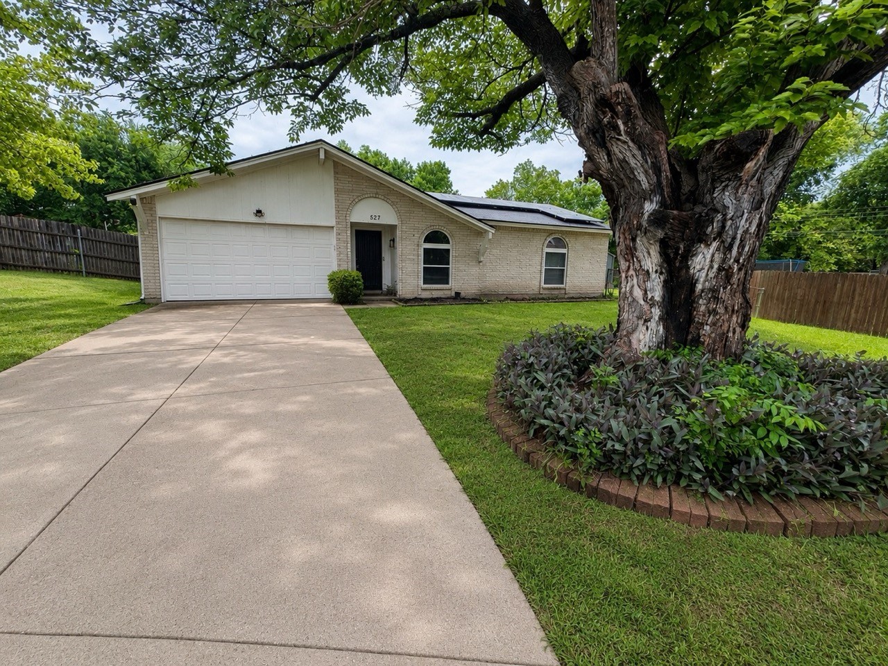 527 Shelly Court Duncanville TX 75137