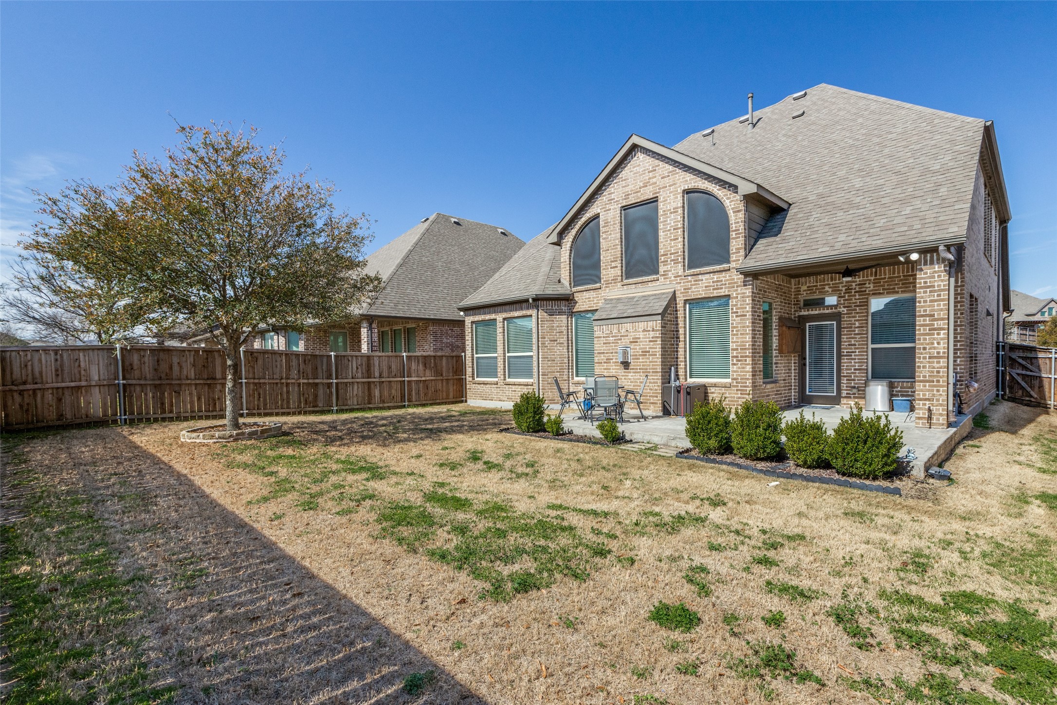 809 Llano Falls Mckinney TX 75071