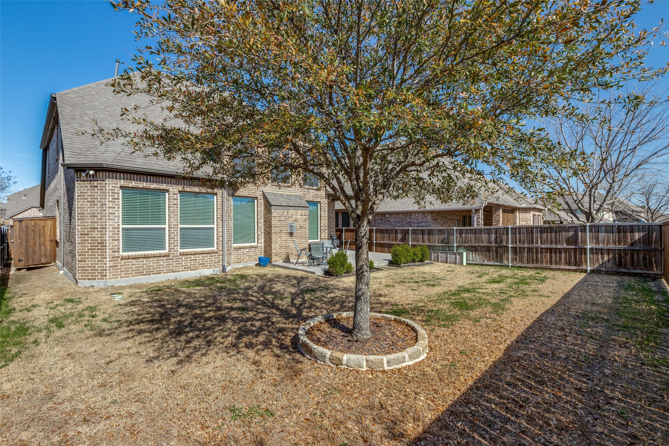 809 Llano Falls Mckinney TX 75071