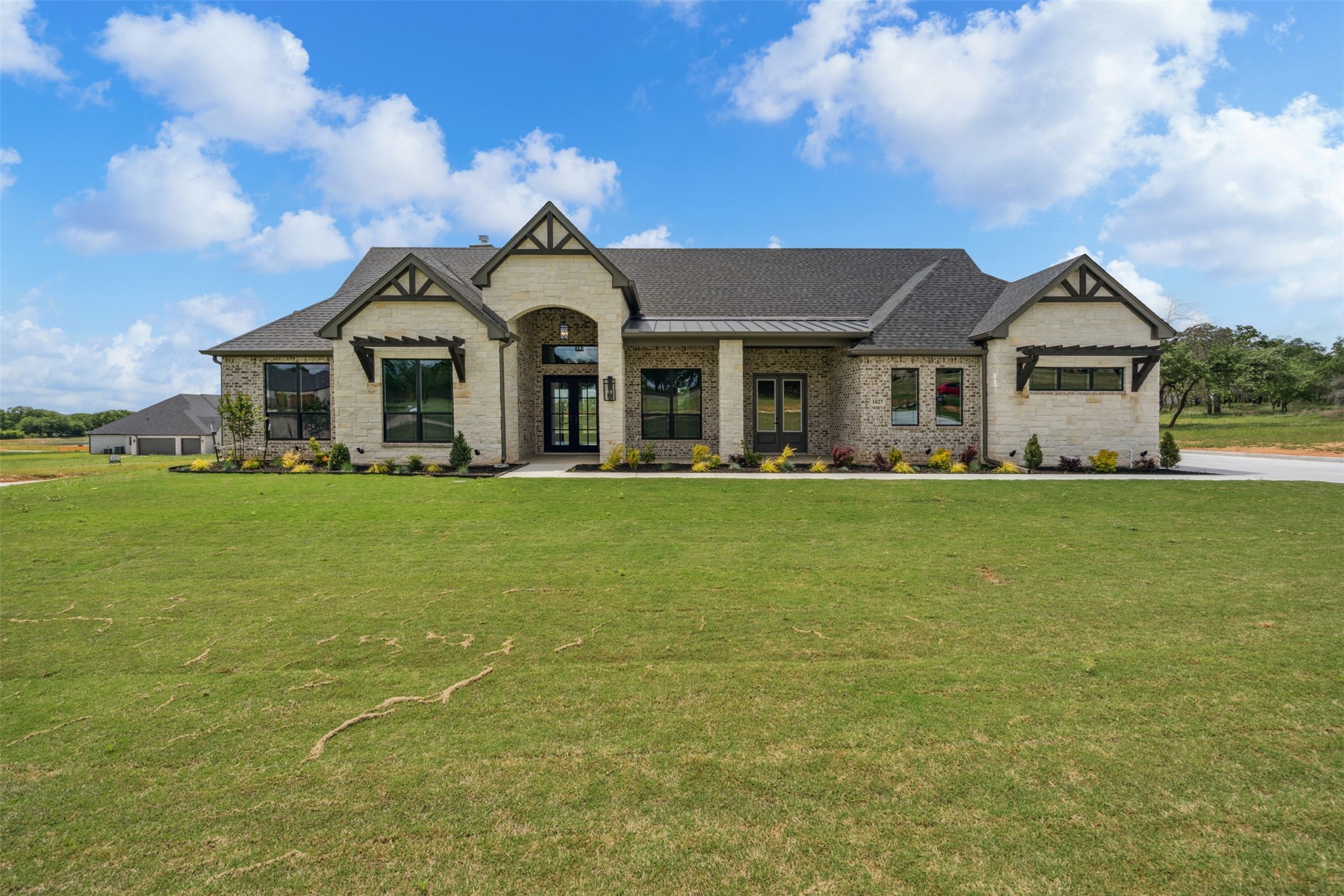 1027 Estancia Boulevard Weatherford TX 76088