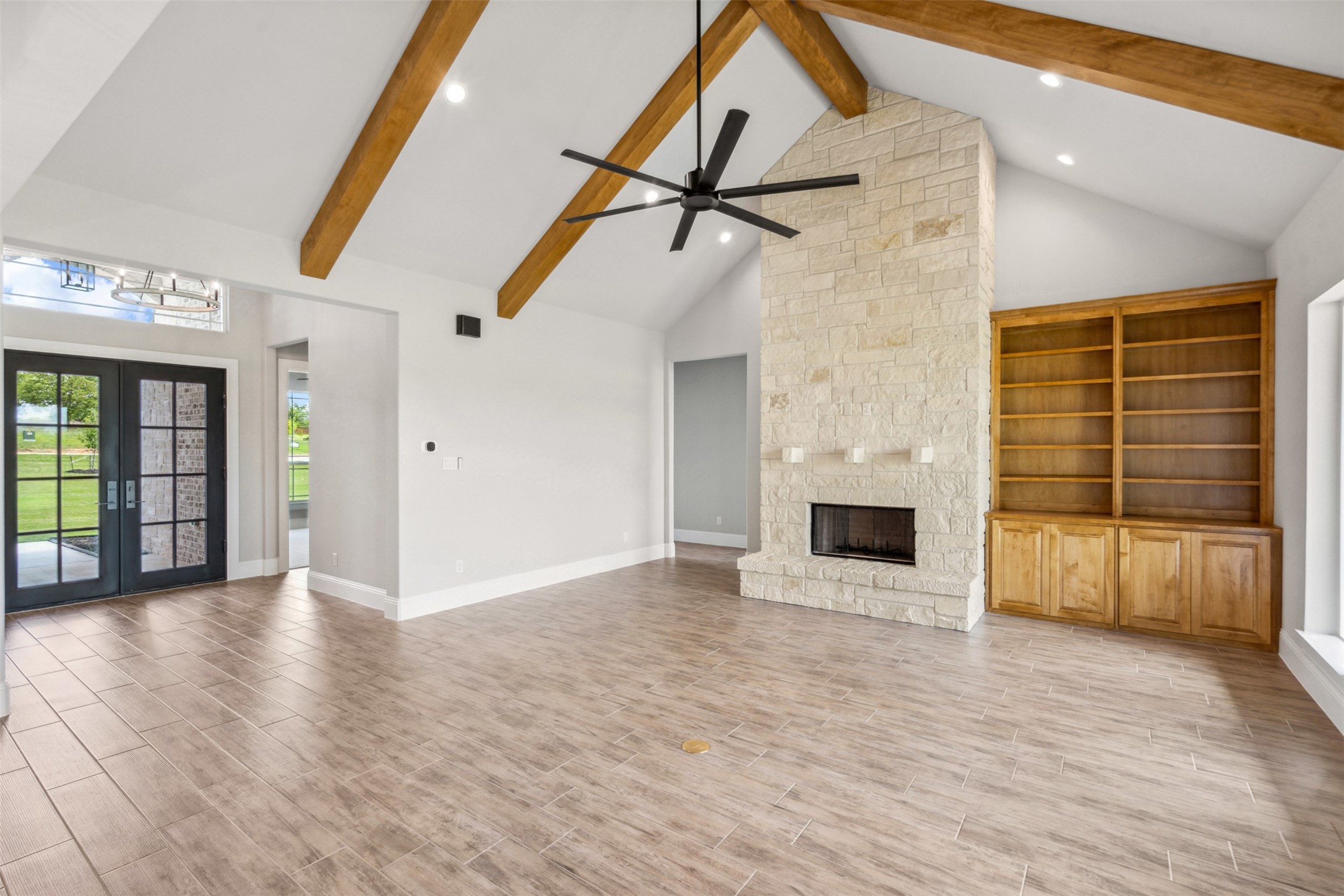 1027 Estancia Boulevard Weatherford TX 76088