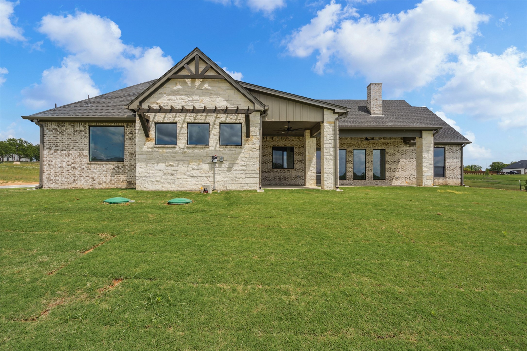 1027 Estancia Boulevard Weatherford TX 76088