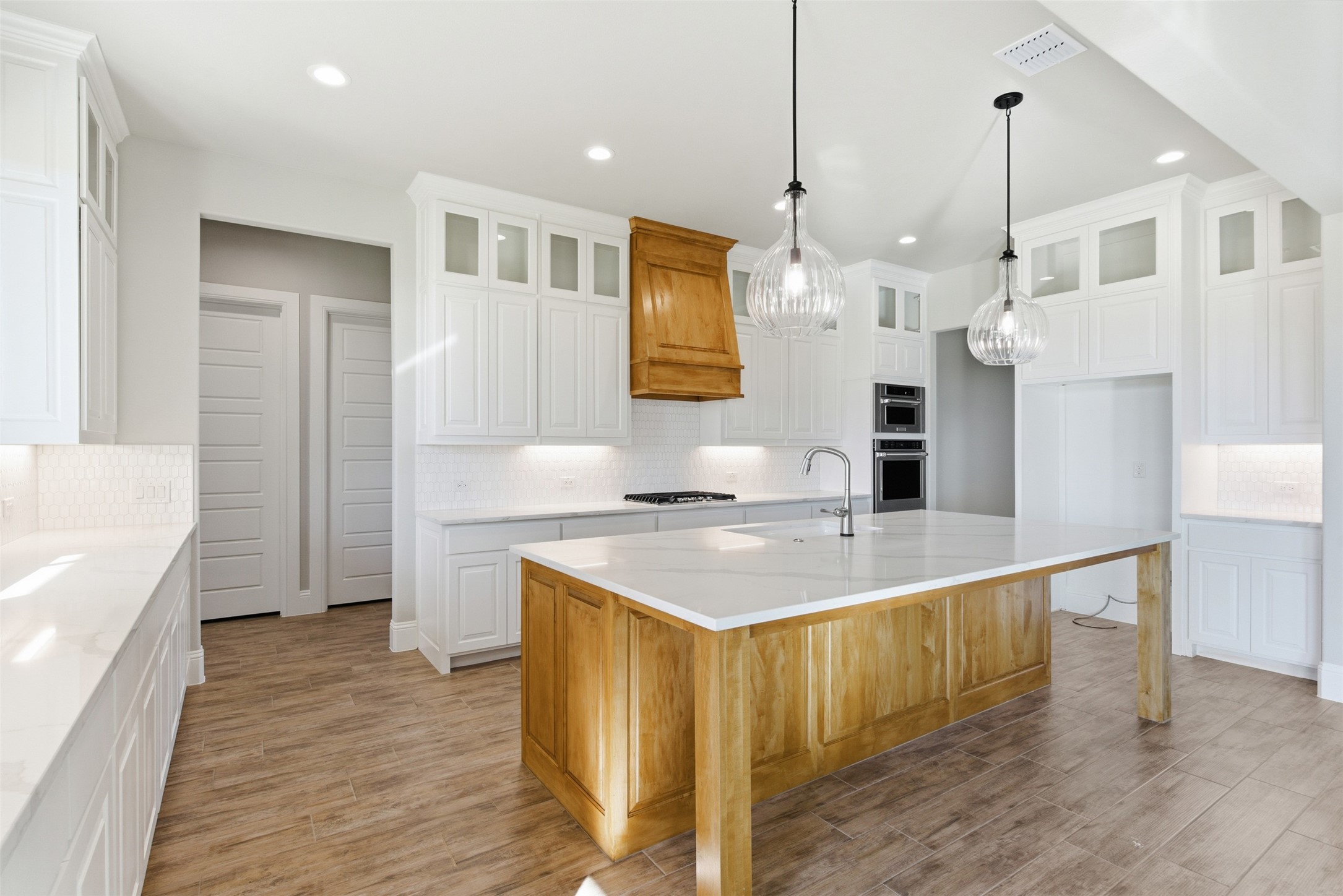1027 Estancia Boulevard Weatherford TX 76088