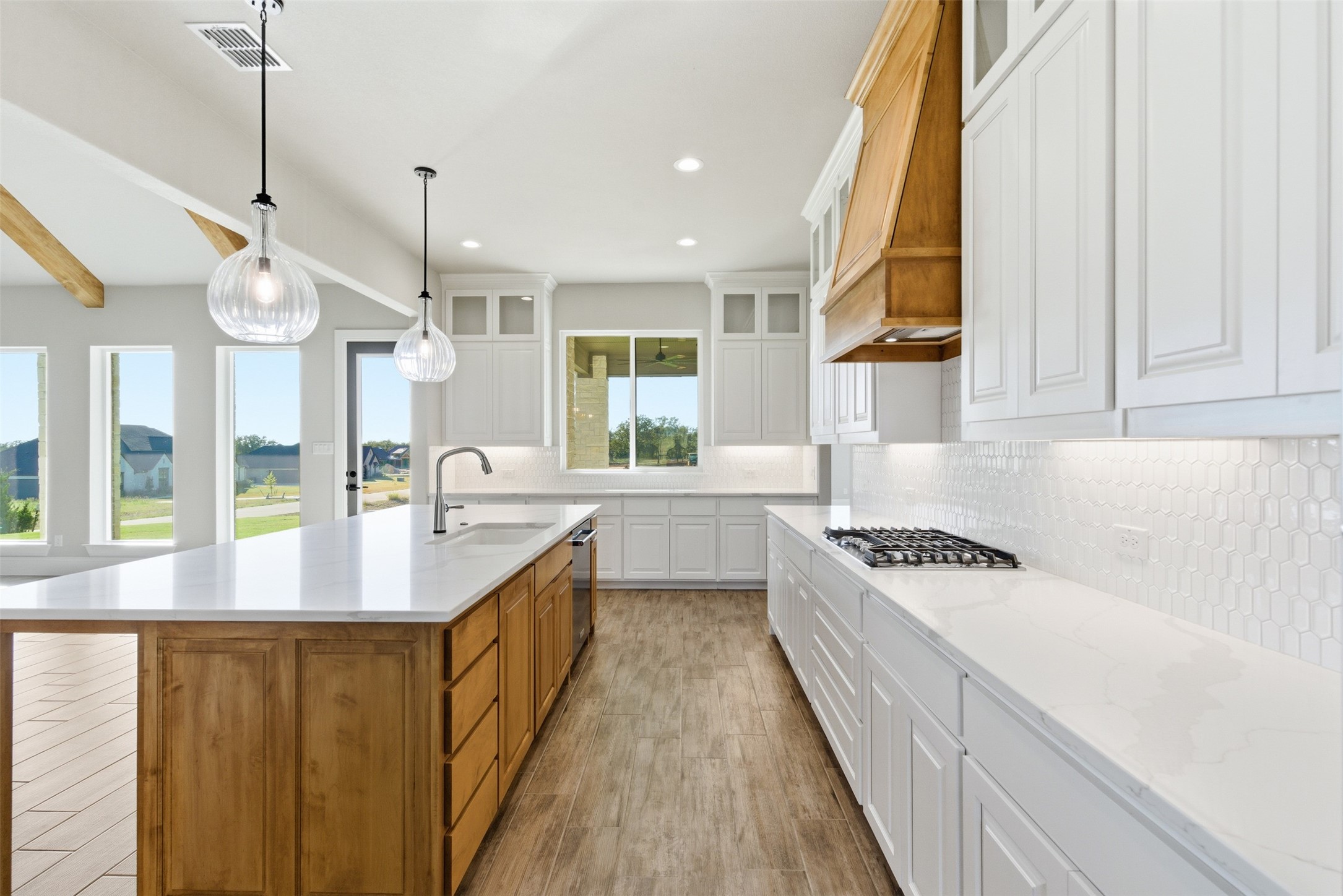 1027 Estancia Boulevard Weatherford TX 76088