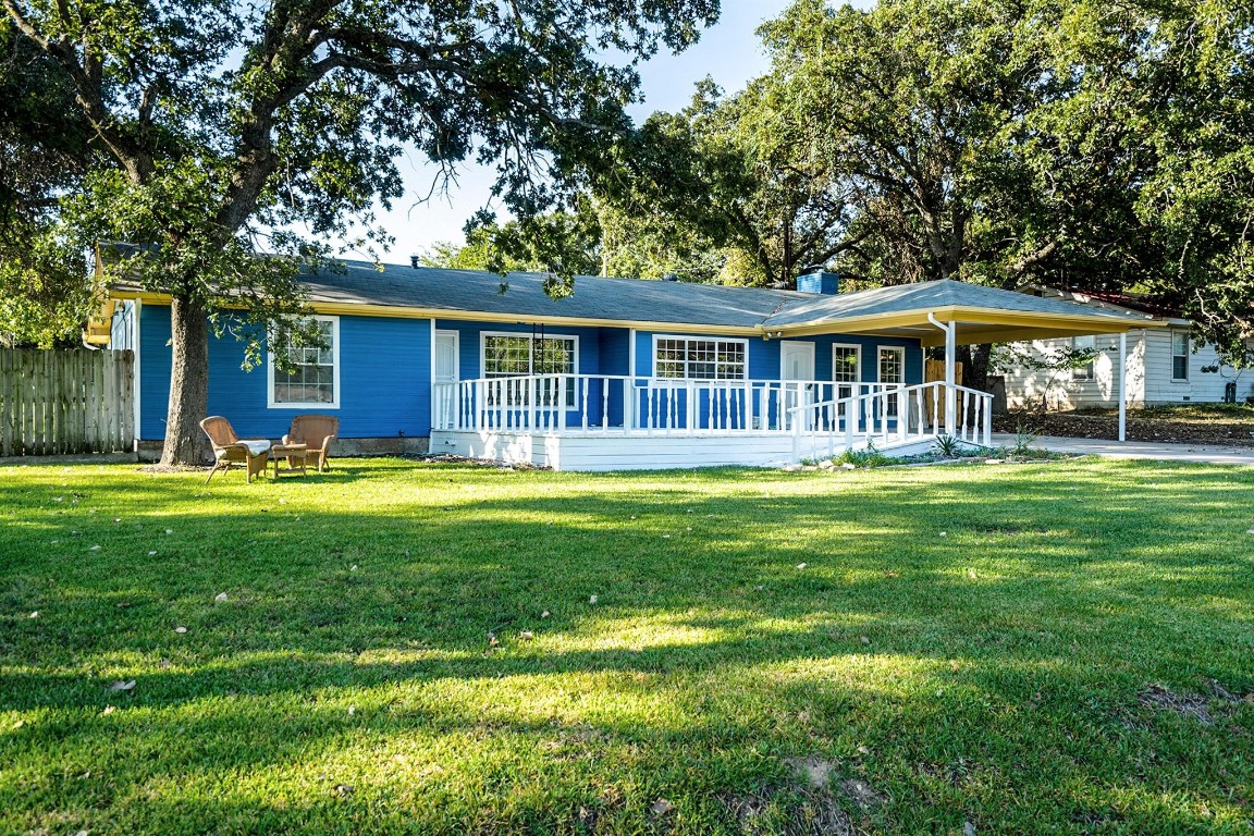 920 N Stewart Street Azle TX 76020