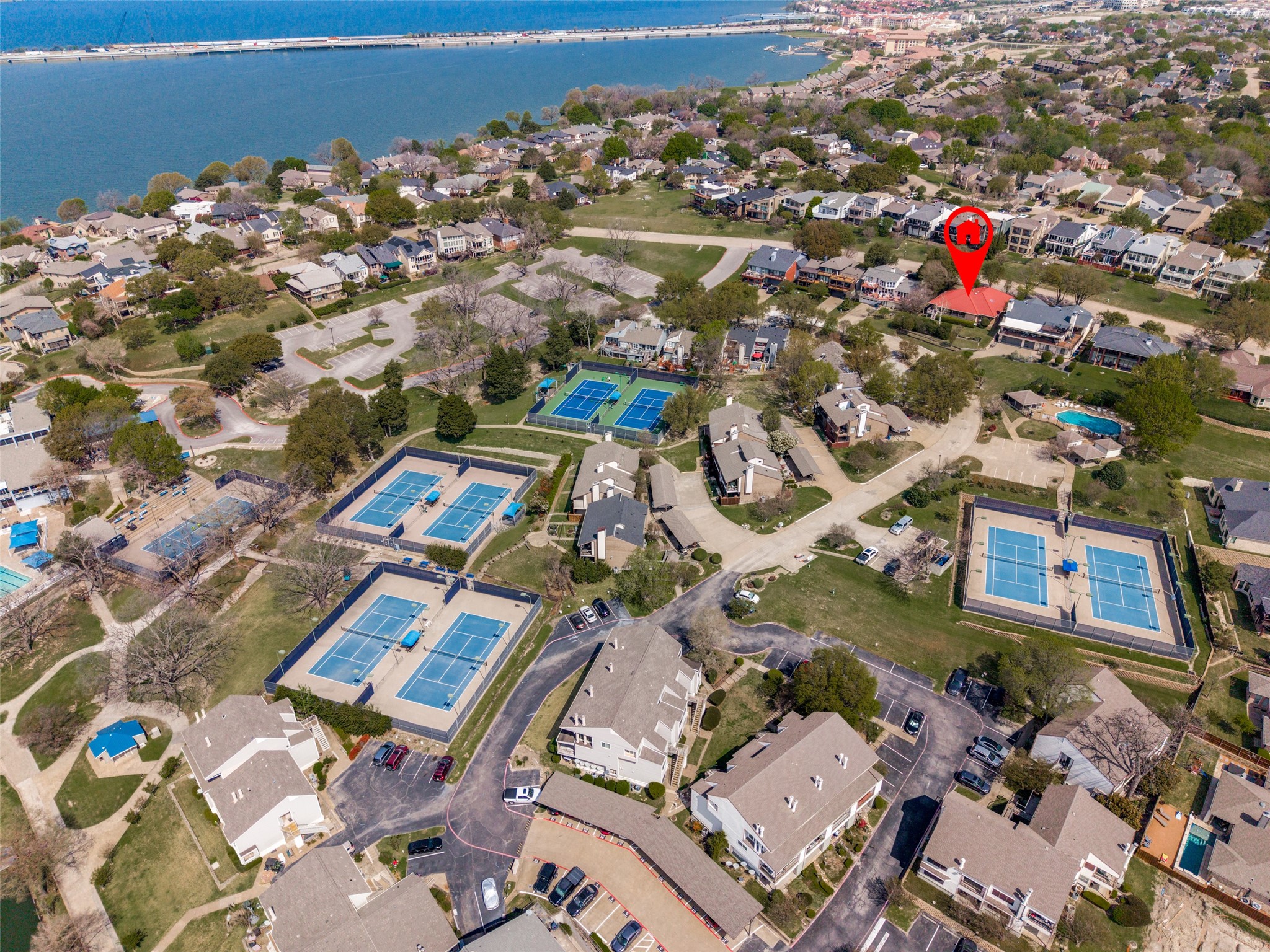 407 Yacht Club Drive Rockwall TX 75032