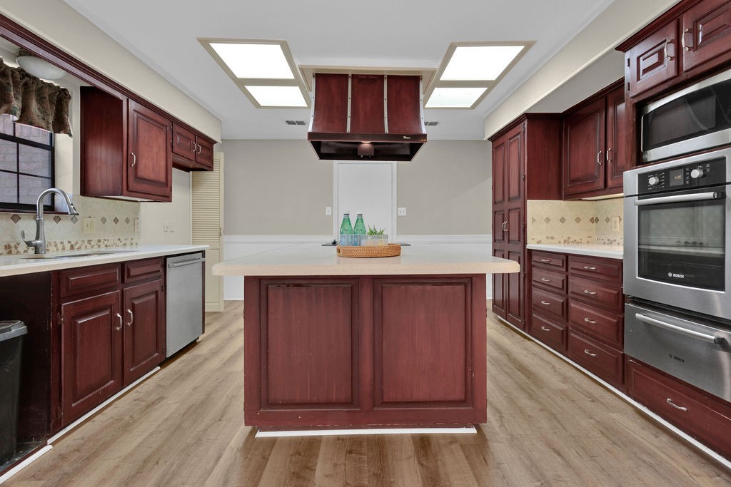 1208 Hilltop Run Hideaway TX 75771