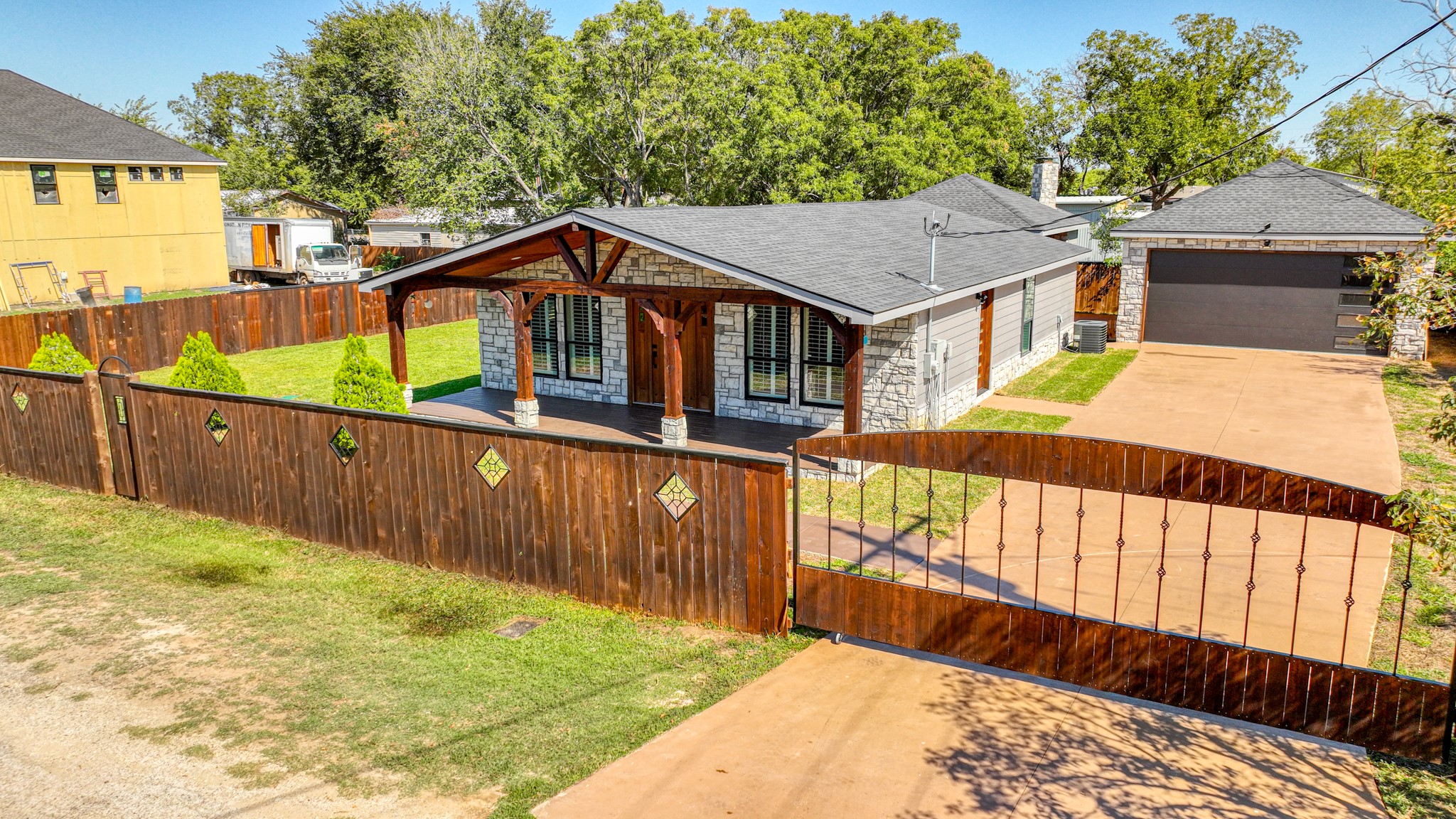 114 Mulberry Possum Kingdom Lake TX 76449