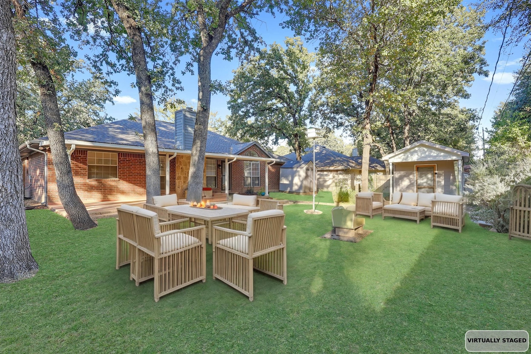1108 Pine Ridge Drive Azle TX 76020