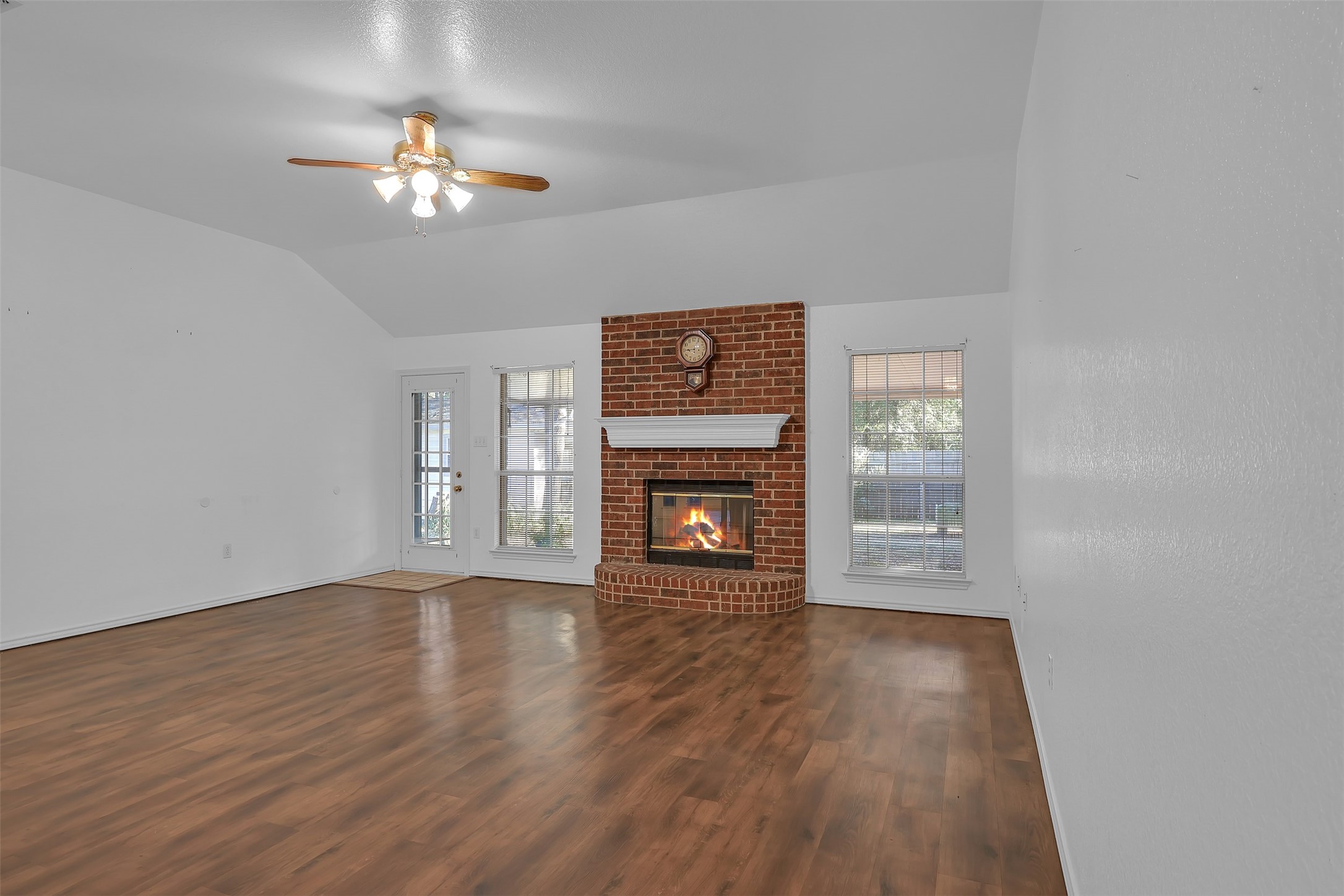 1108 Pine Ridge Drive Azle TX 76020