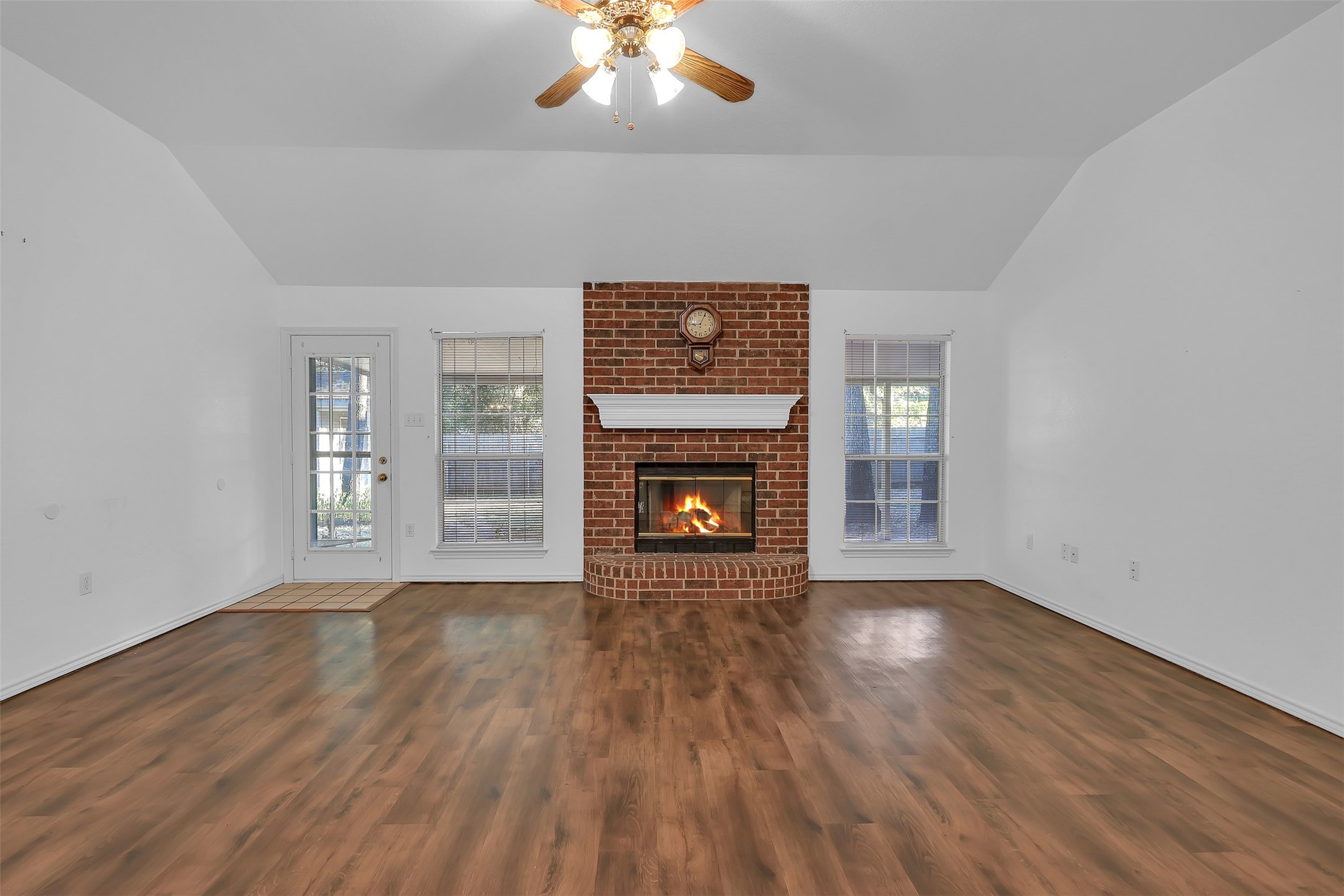 1108 Pine Ridge Drive Azle TX 76020