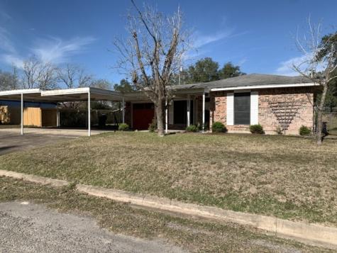 1310 Terry Street George West TX 78022