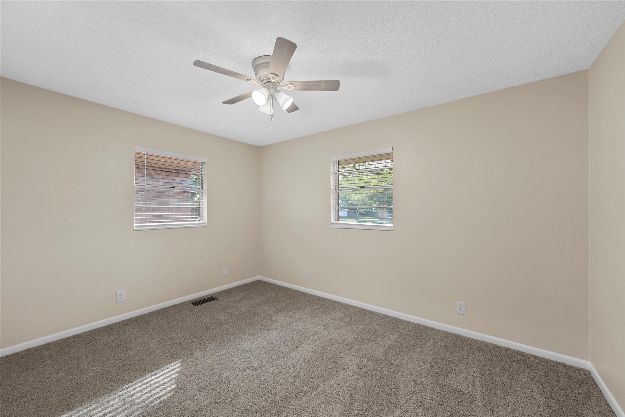 1400 W 6th Street Mcgregor TX 76657