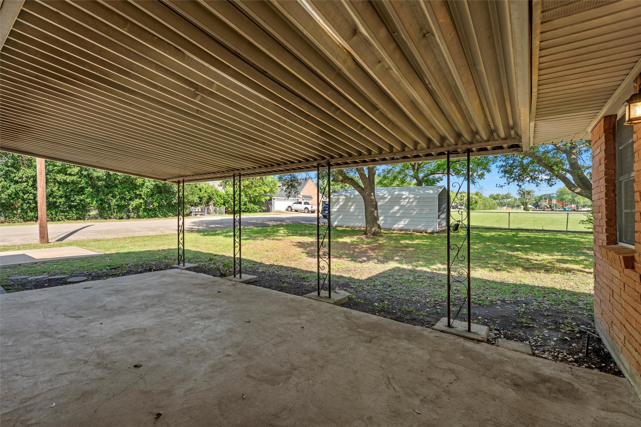 1400 W 6th Street Mcgregor TX 76657