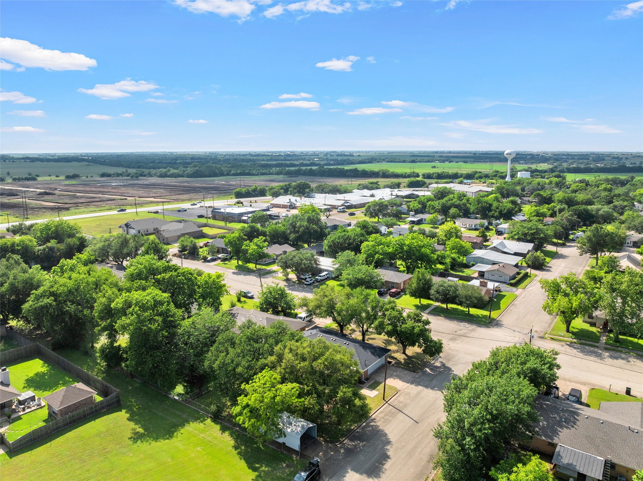 1400 W 6th Street Mcgregor TX 76657