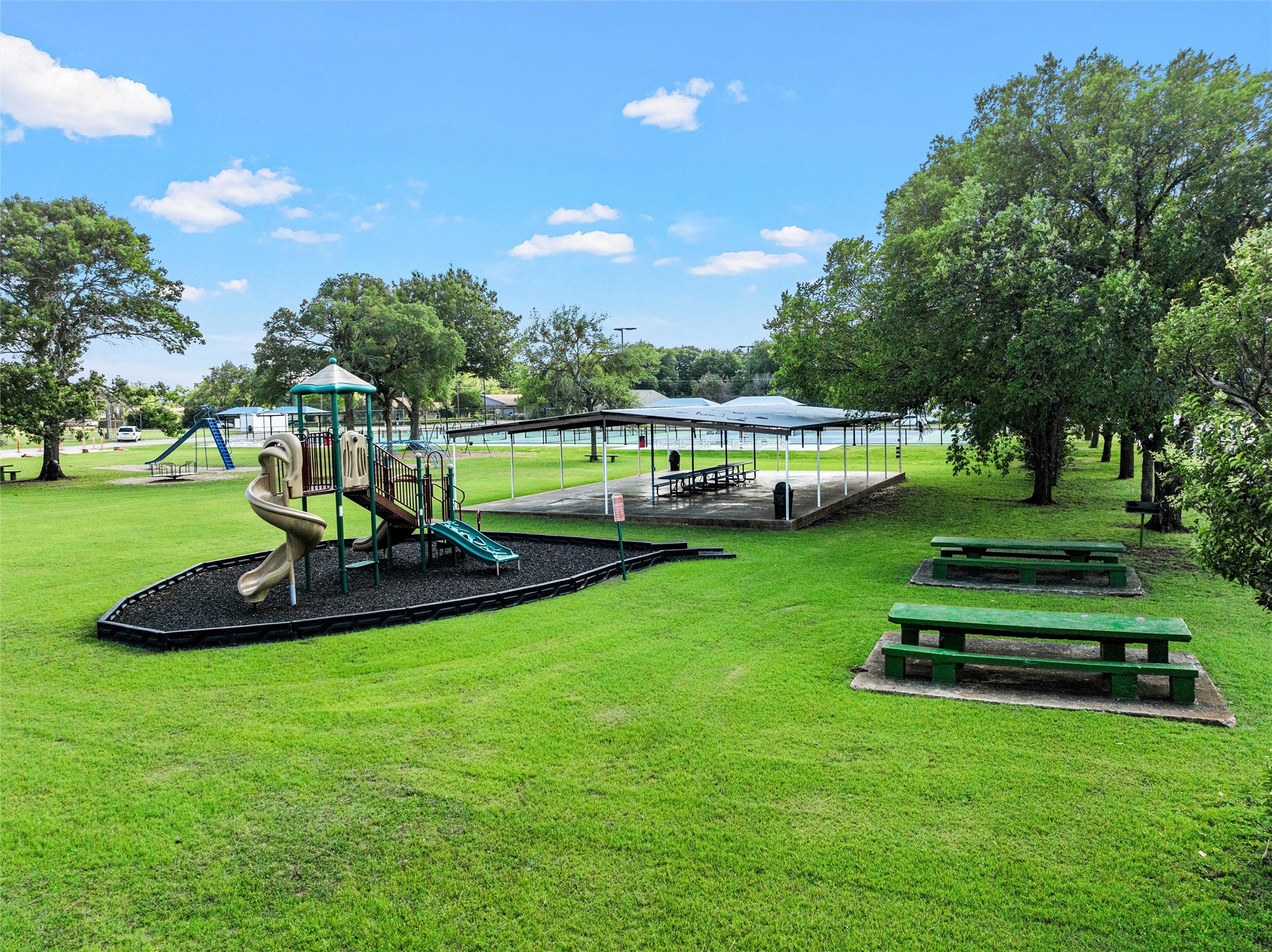 1400 W 6th Street Mcgregor TX 76657