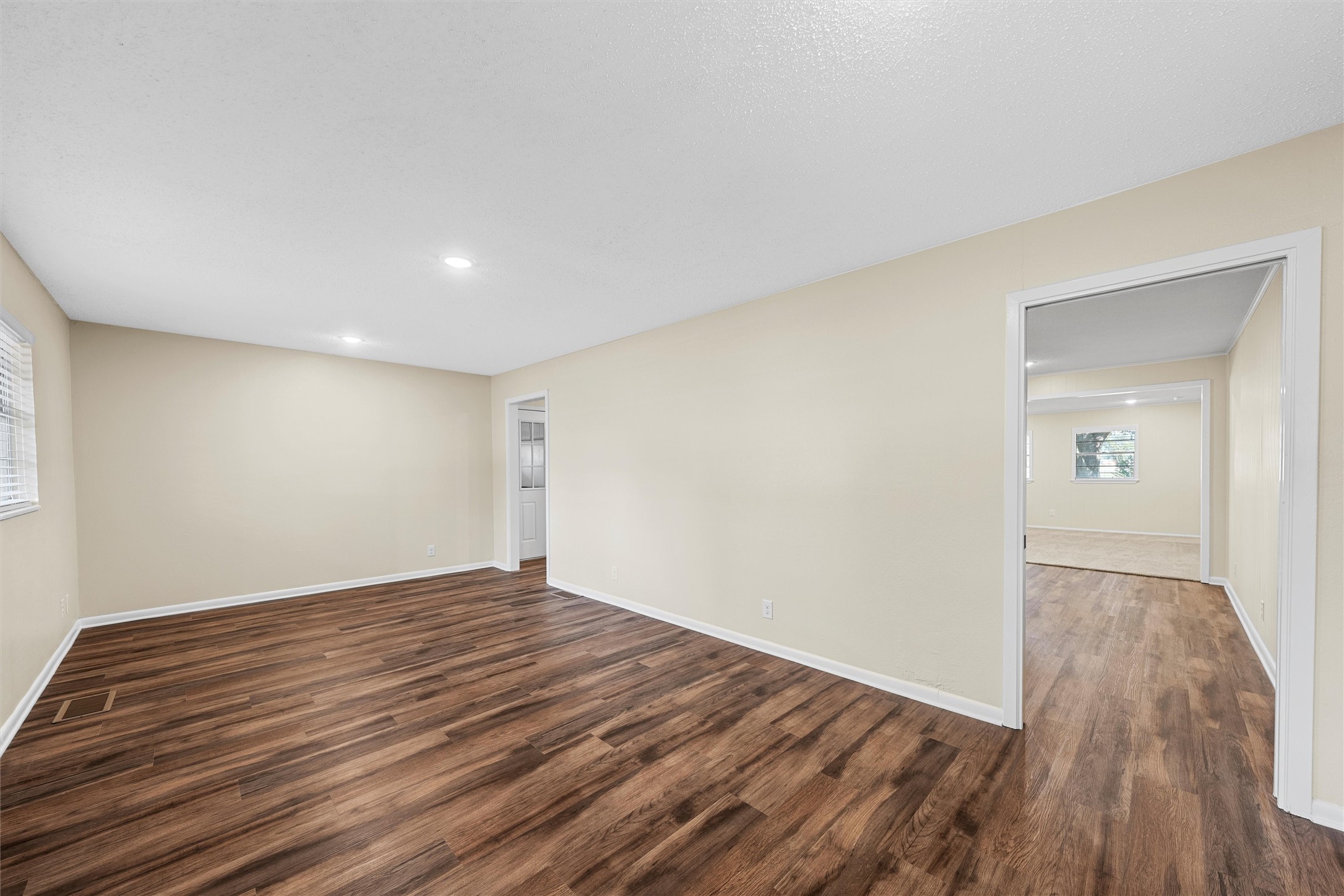 1400 W 6th Street Mcgregor TX 76657