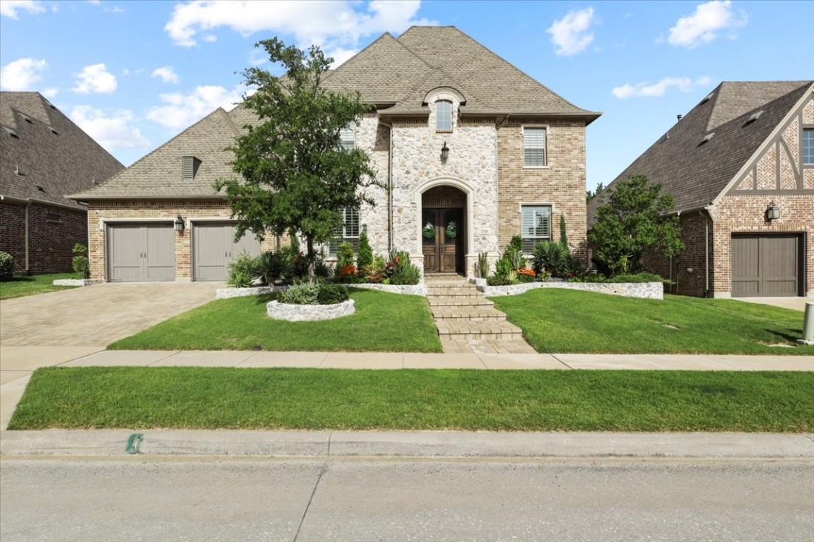 2216 Grafton Lane Mckinney TX 75071