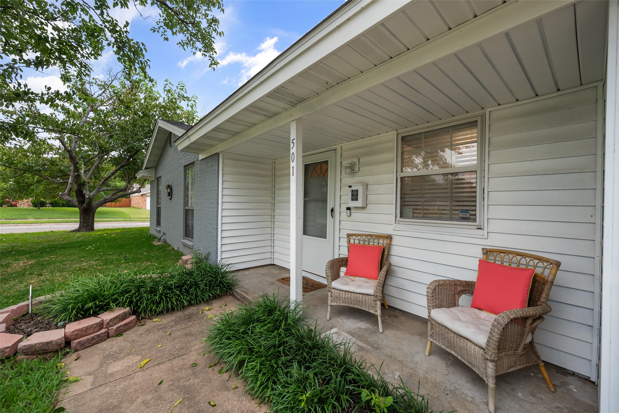 501 NW Barbara Lane Burleson TX 76028