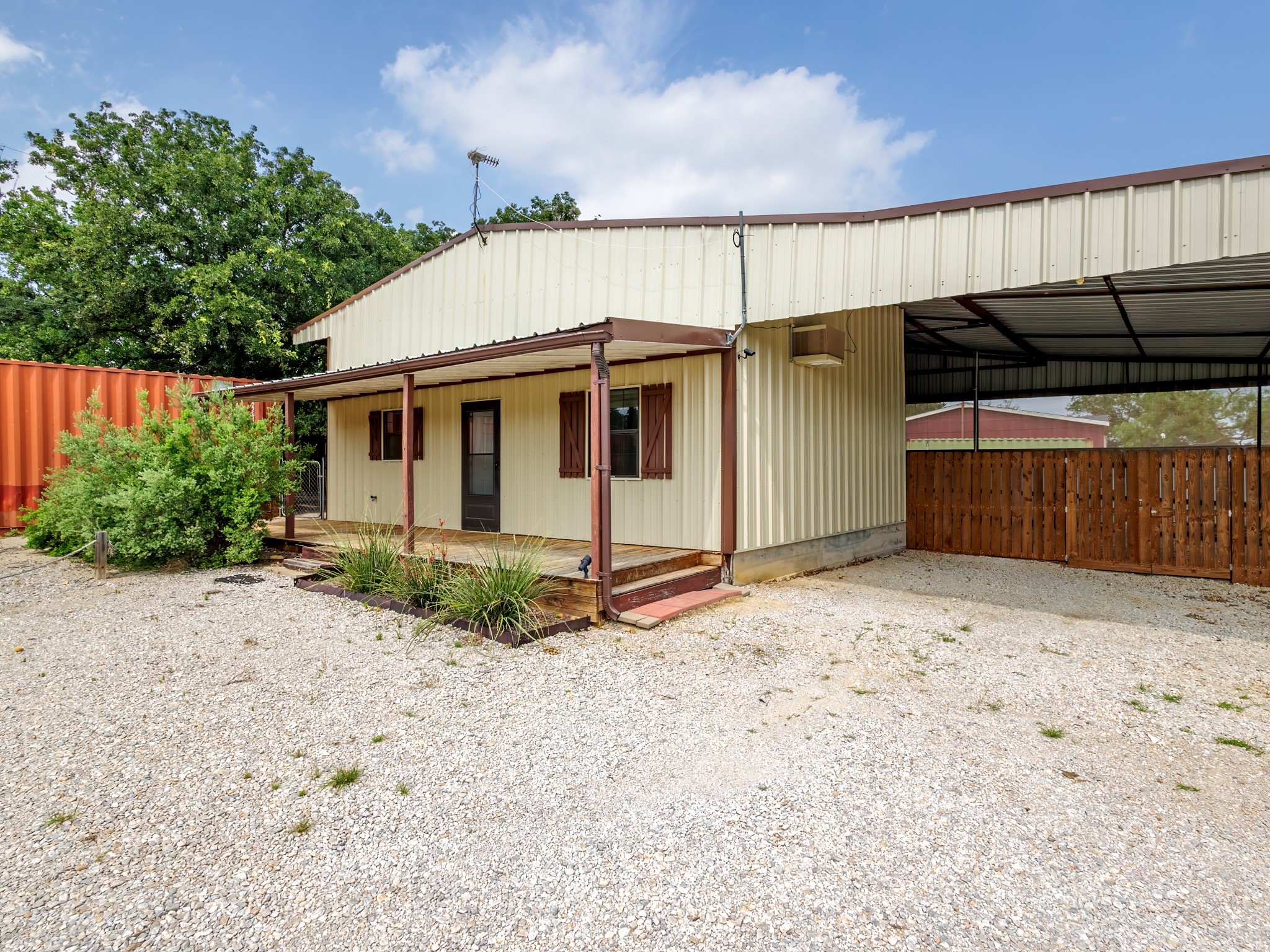 2050 Glen Oaks Drive May TX 76857