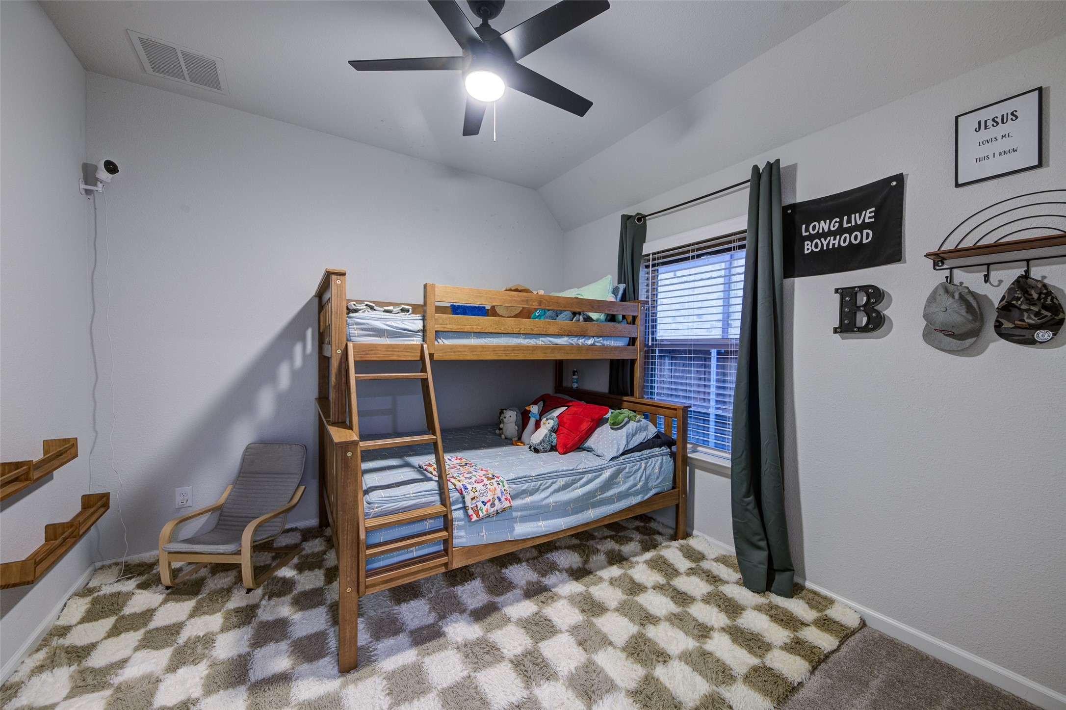 162 Palo Duro Bend Rhome TX 76078