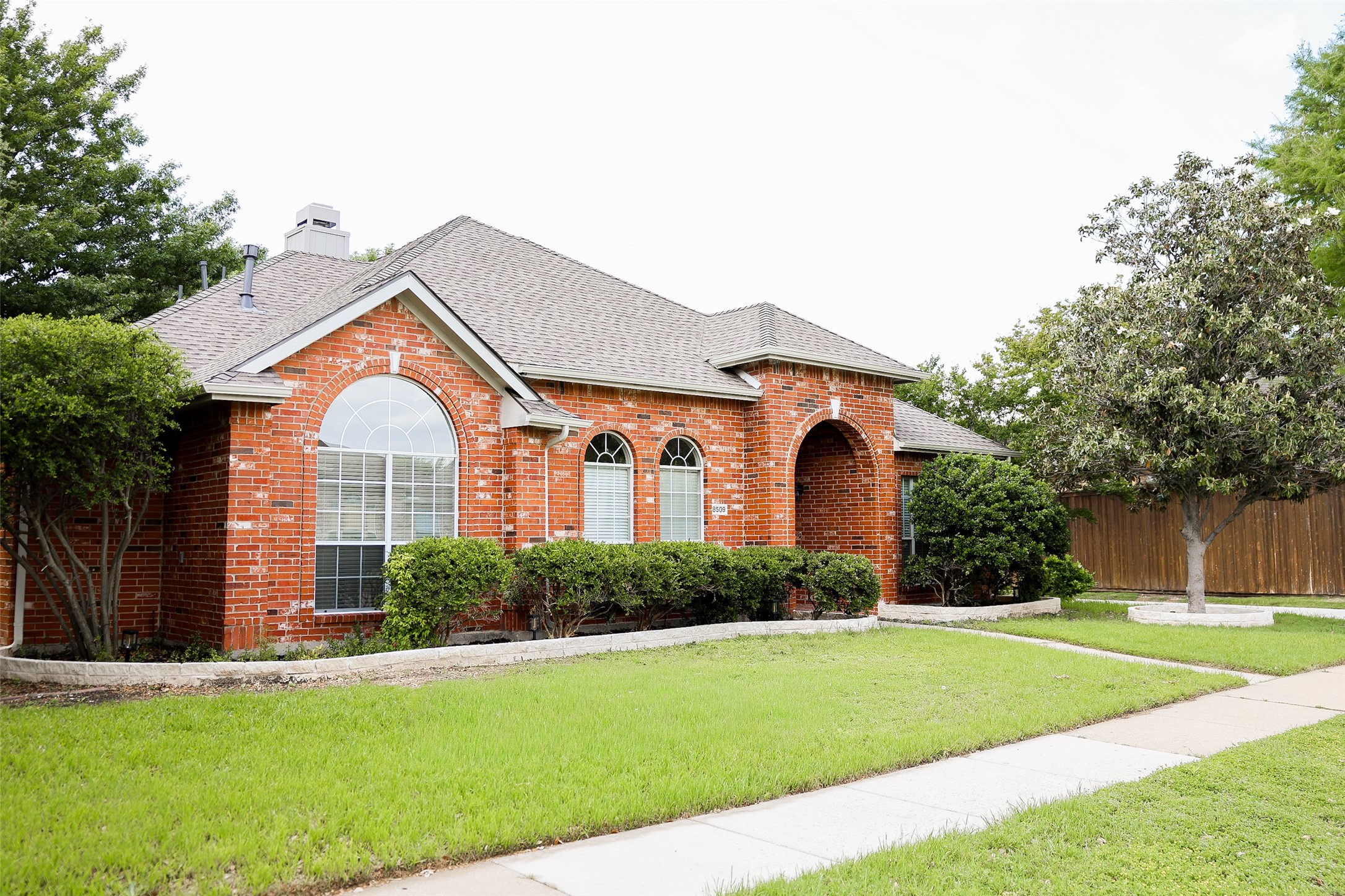 8509 Chalton Drive Plano TX 75024