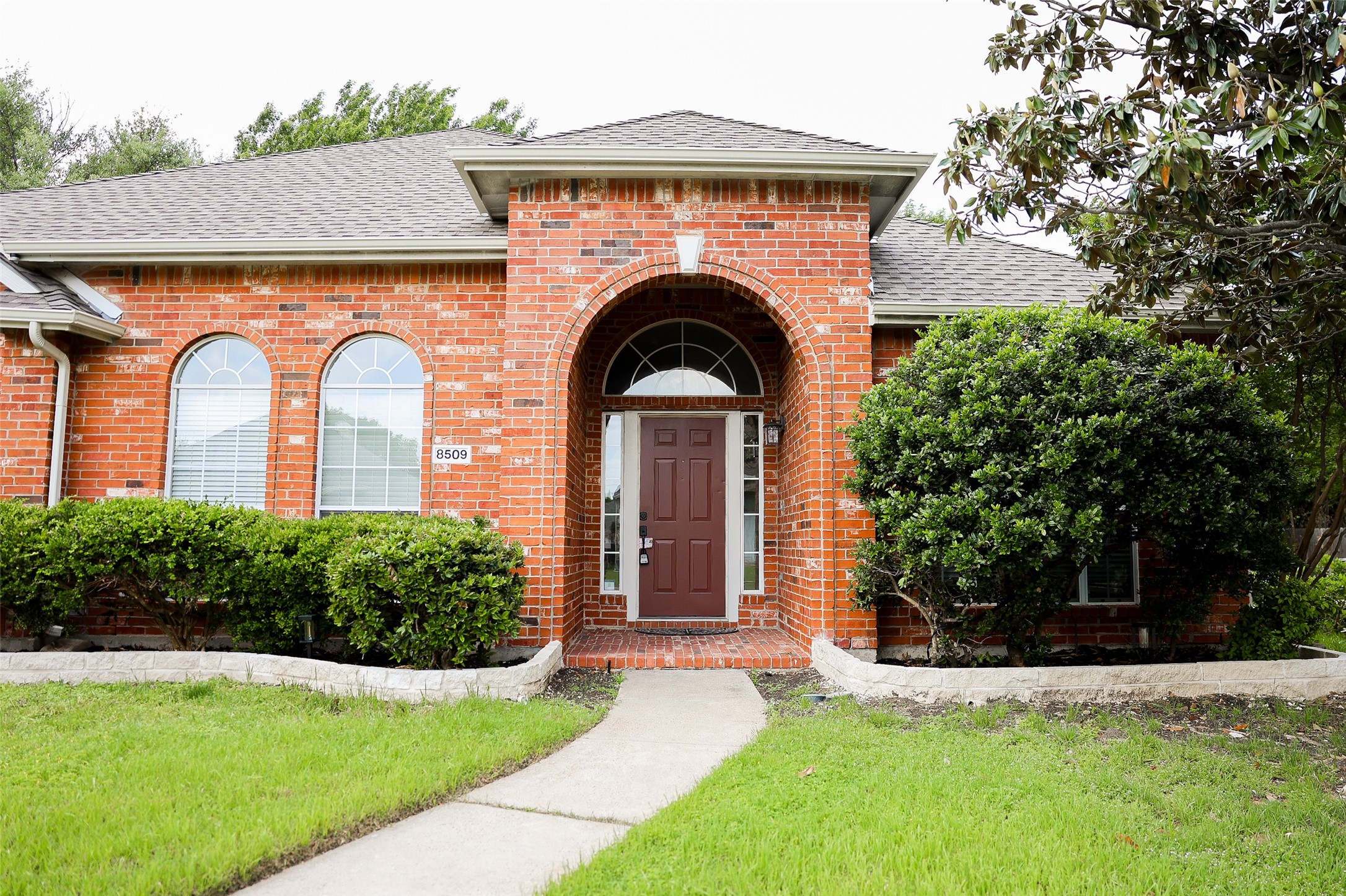 8509 Chalton Drive Plano TX 75024