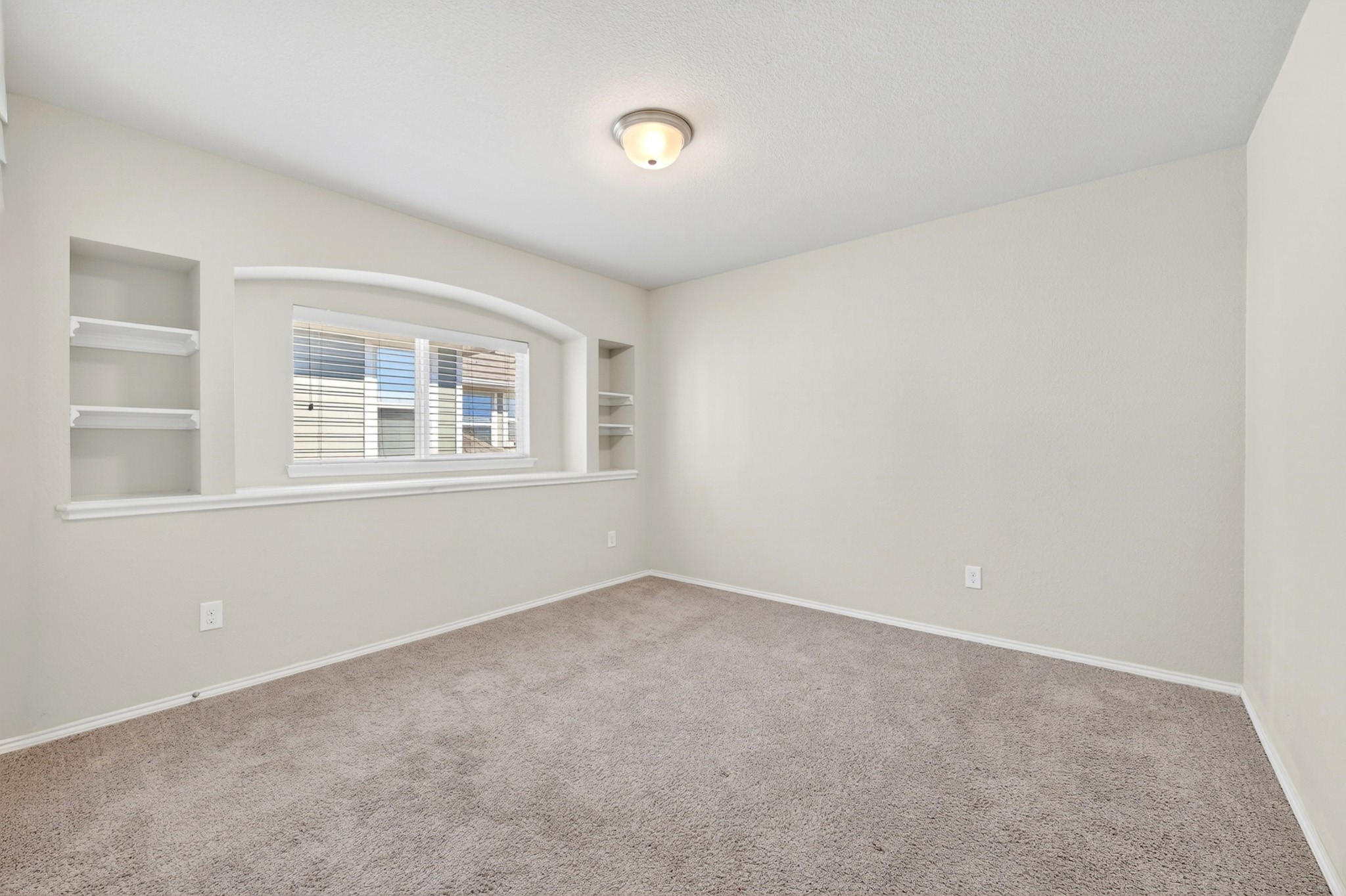 1425 Bull Street Aubrey TX 76227