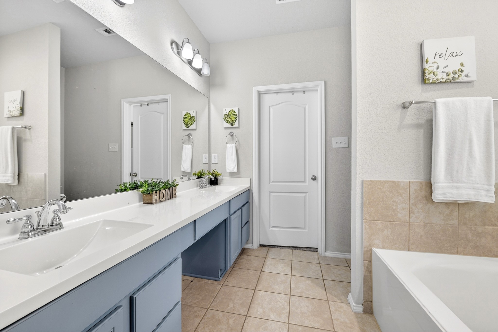 1425 Bull Street Aubrey TX 76227