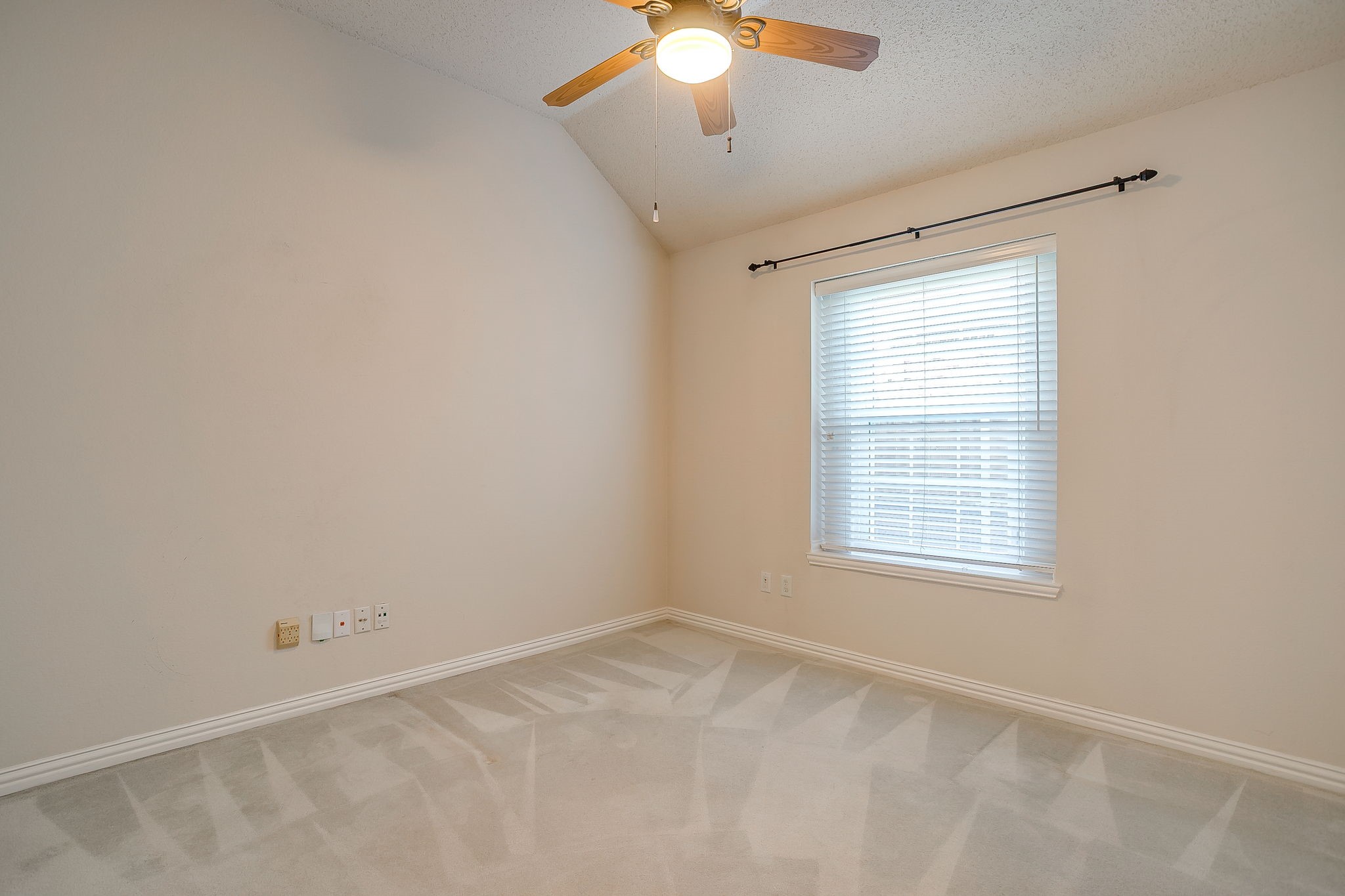 8105 Hosta Way Fort Worth TX 76123