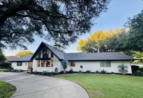 4213 Winding Way Benbrook TX 76126
