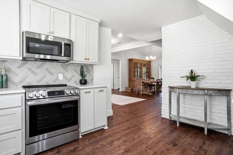 4213 Winding Way Benbrook TX 76126