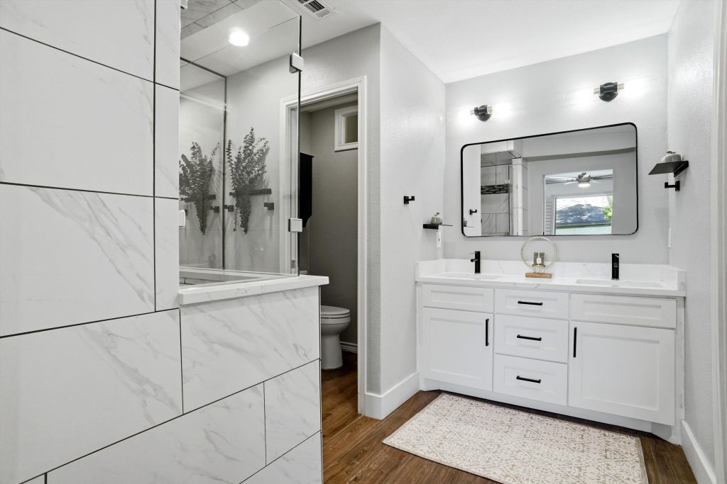 4213 Winding Way Benbrook TX 76126
