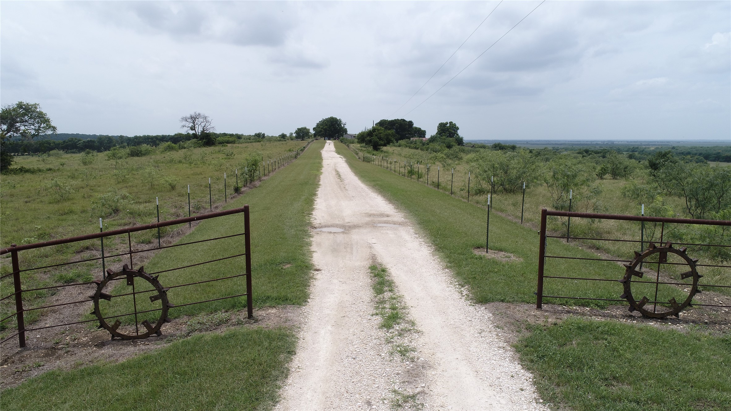 1191 J B Vandiver Loop Moody TX 76557