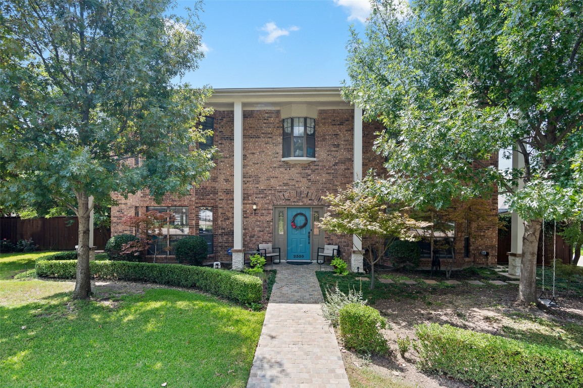 2550 Belmeade Drive Carrollton TX 75006