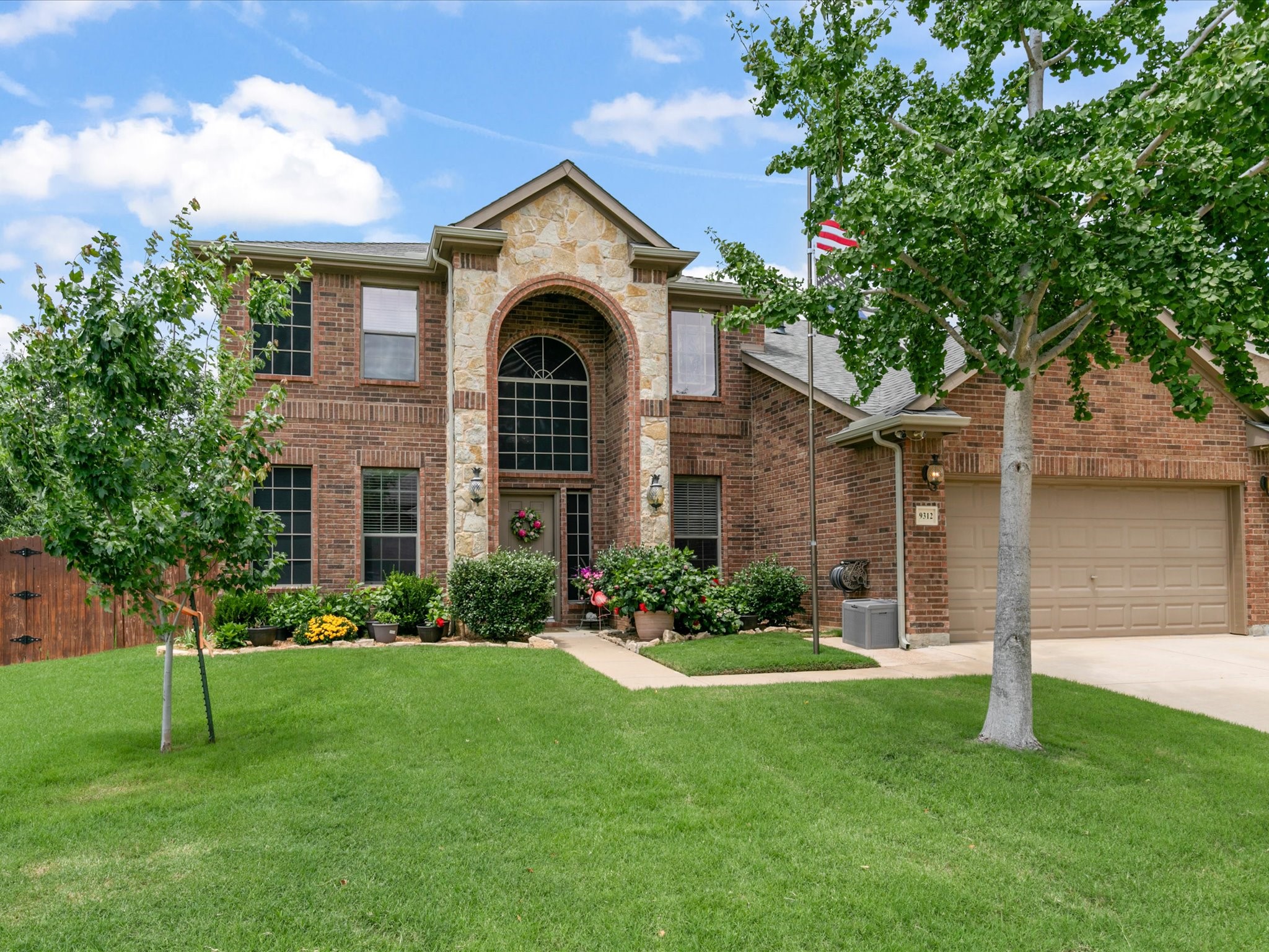 9312 Marble Falls Drive Arlington TX 76002