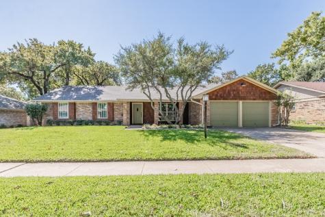 1802 Park Hill Drive Arlington TX 76012