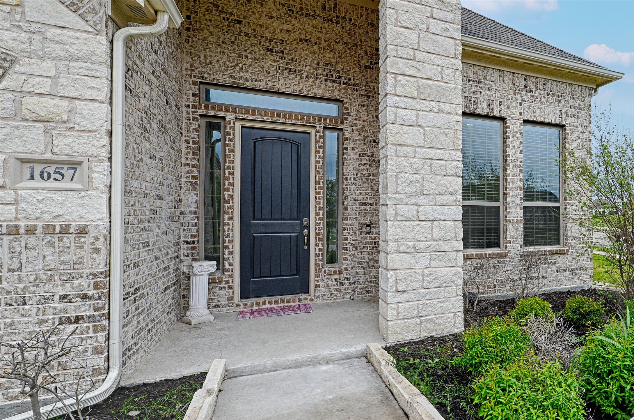 1657 Sonnet Drive Heath TX 75126