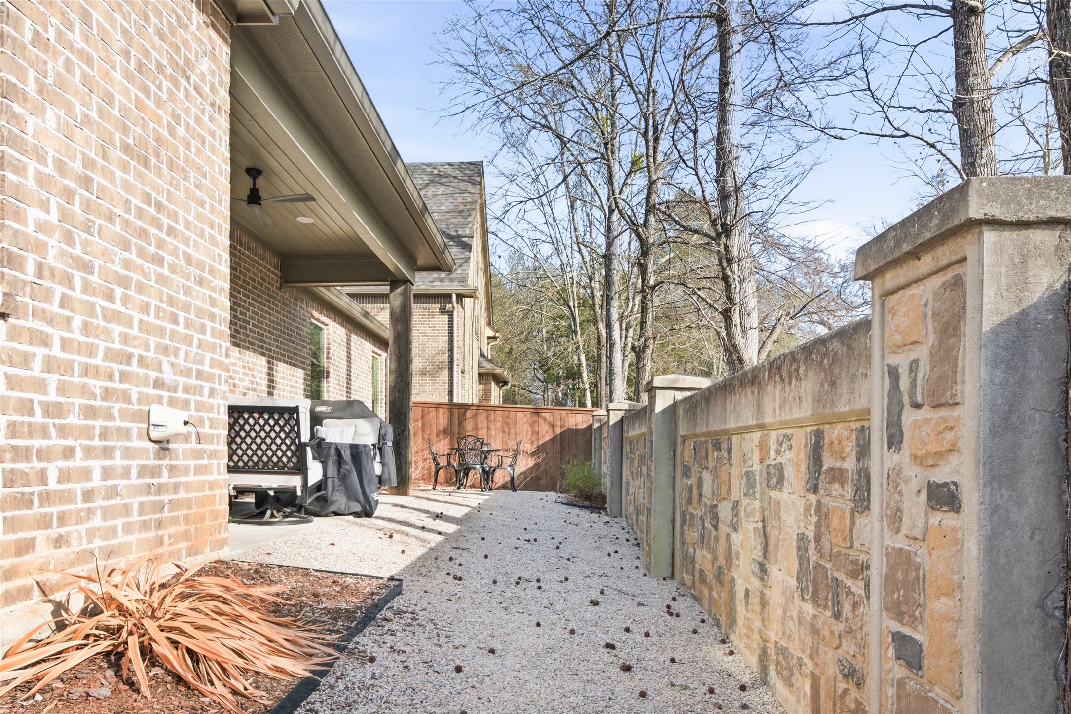 7863 Cross Road Tyler TX 75703